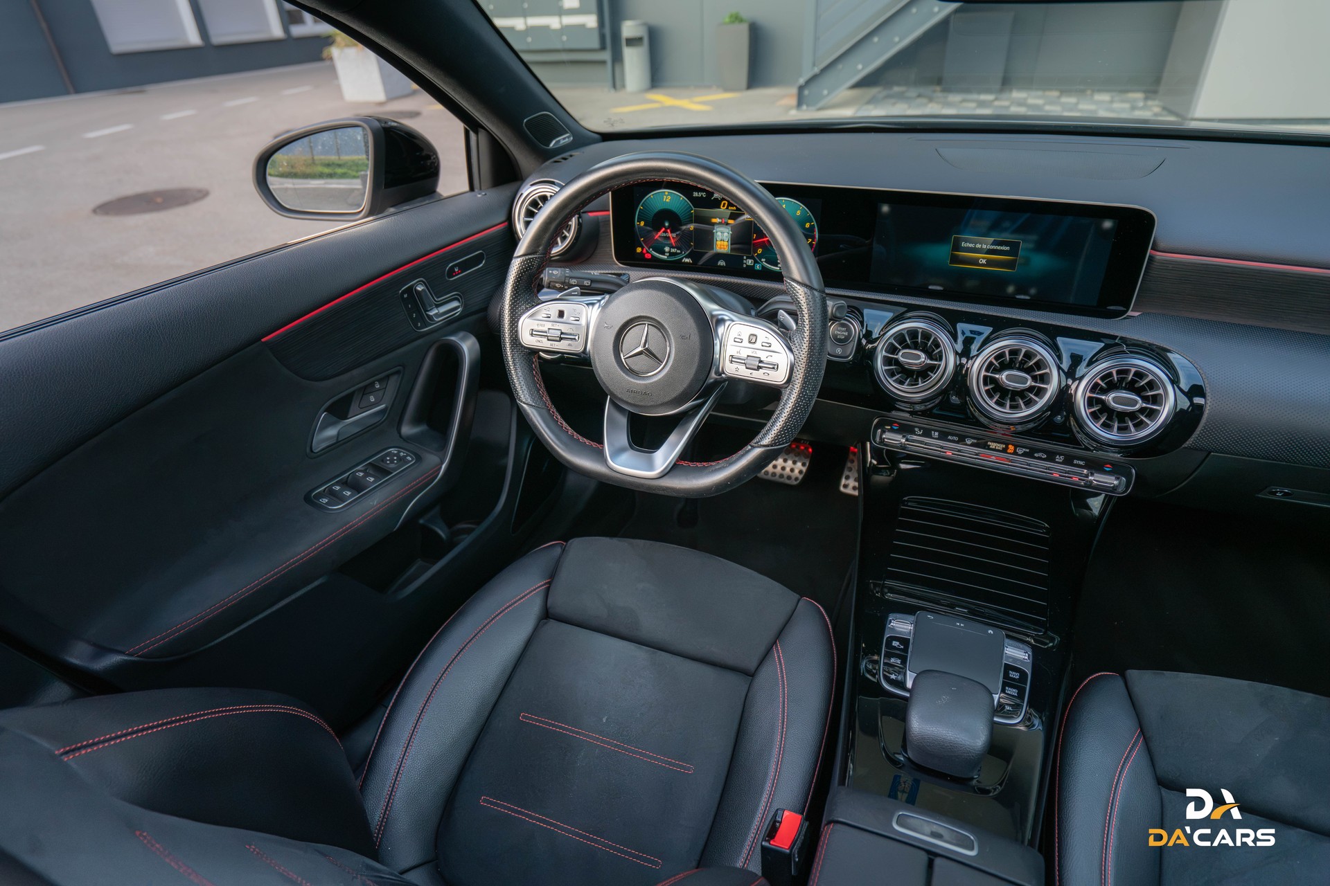 MERCEDES-BENZ A 250 AMG Line 7G-DCT-image-11