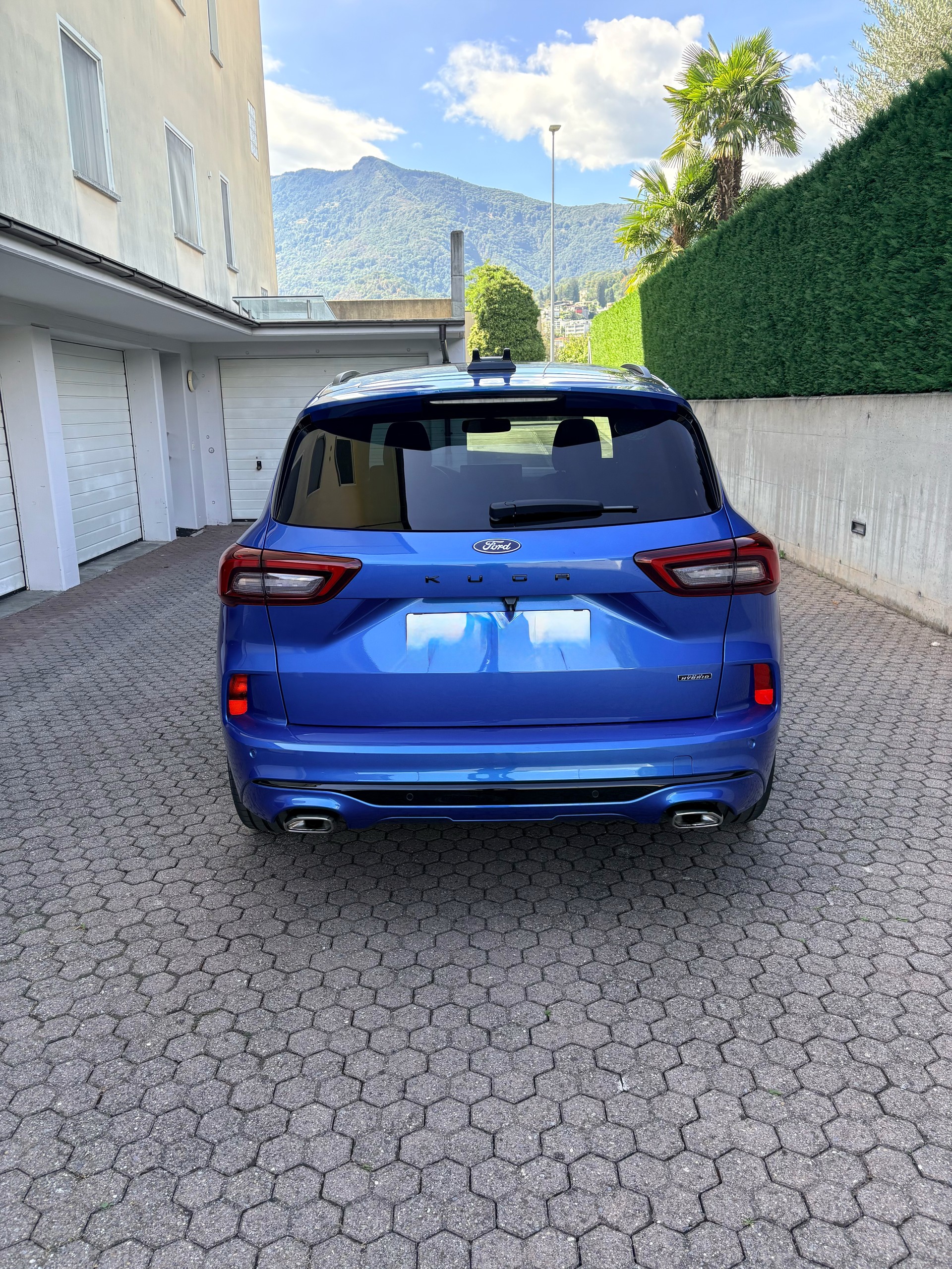 FORD 2.5 Plug-in Hybrid ST-Line X-image-2