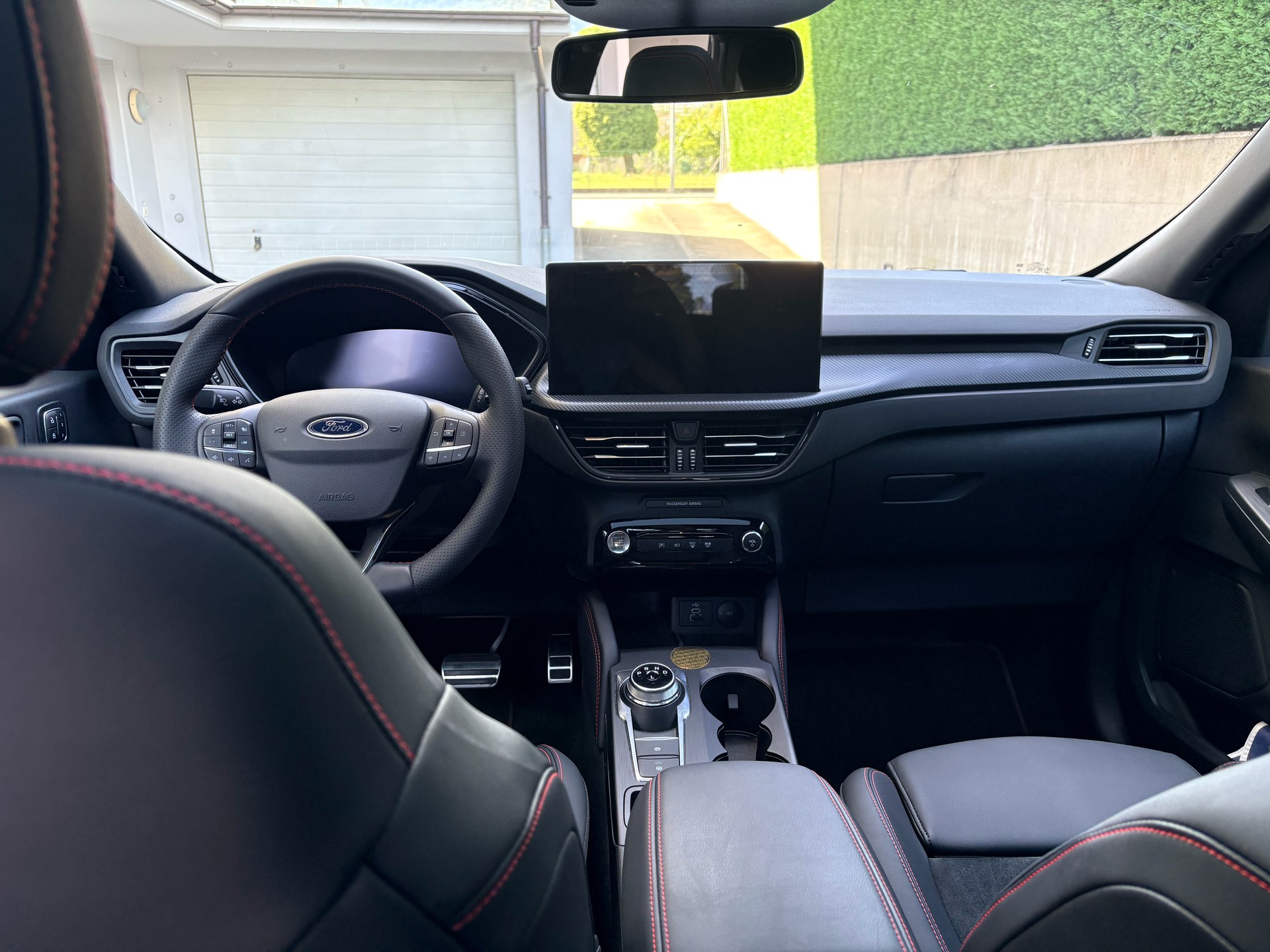 FORD 2.5 Plug-in Hybrid ST-Line X-image-4