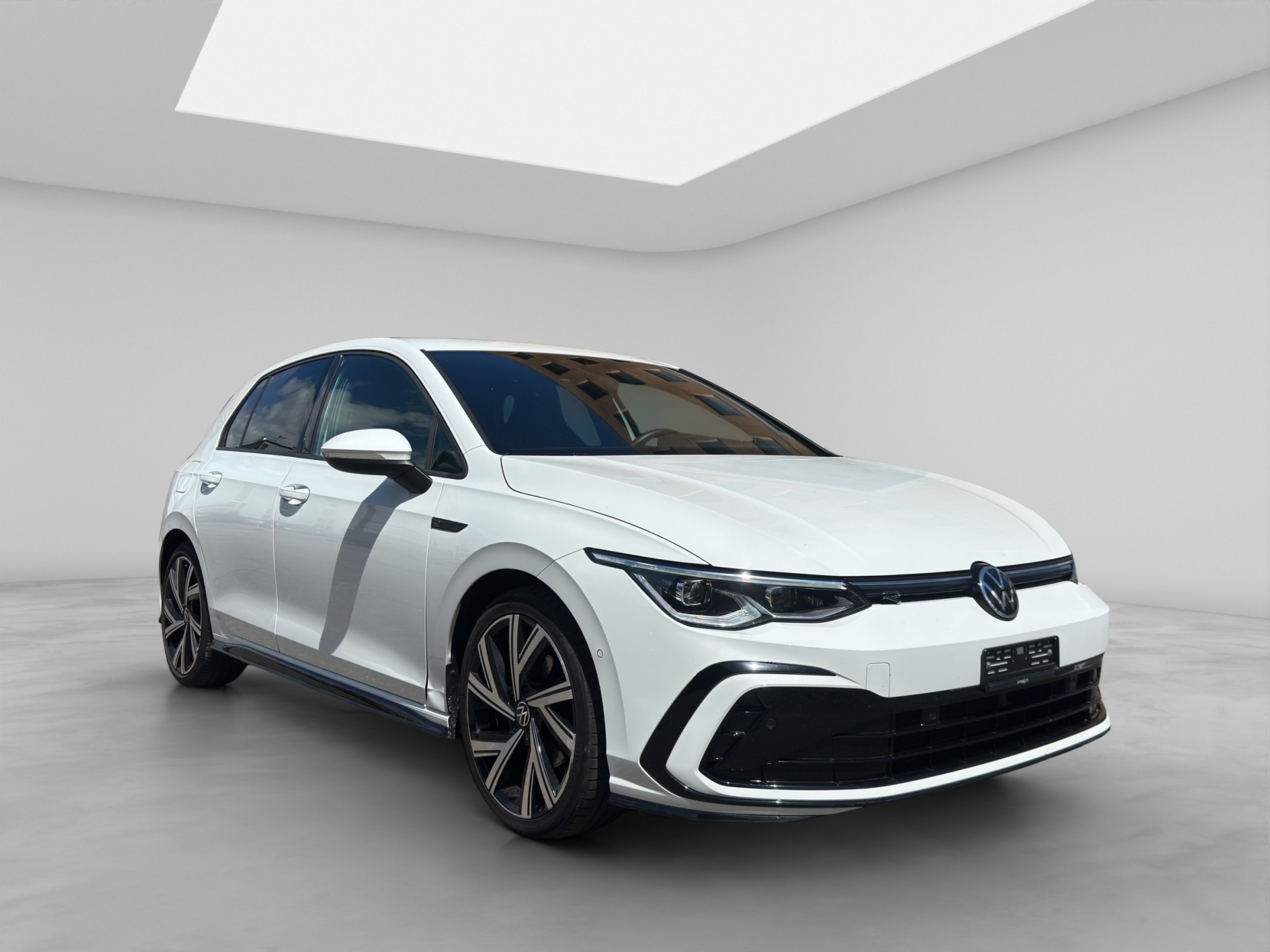 VW Golf 1.5 eTSI mHEV ACT R-Line DSG-image-7