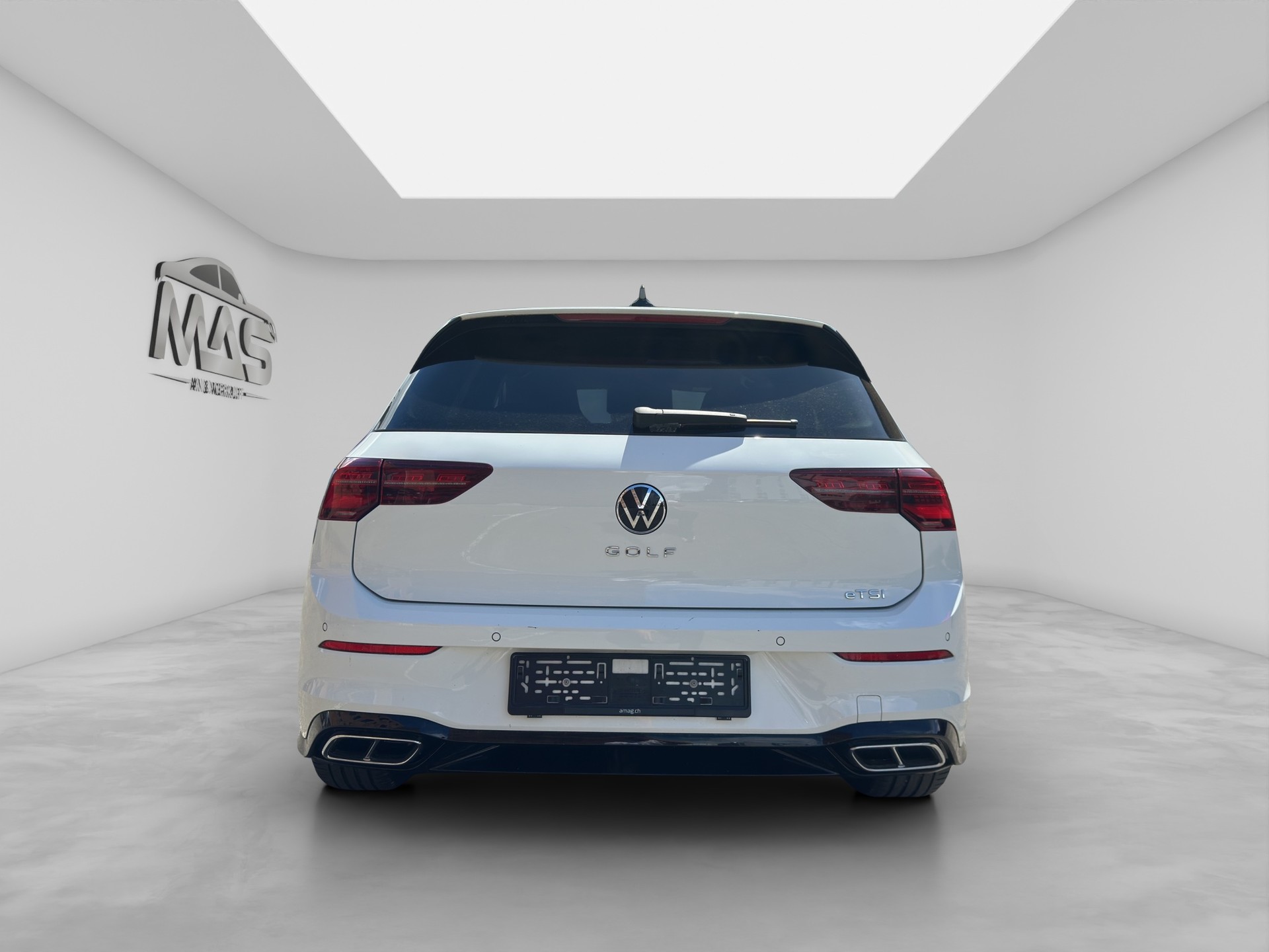 VW Golf 1.5 eTSI mHEV ACT R-Line DSG-image-4