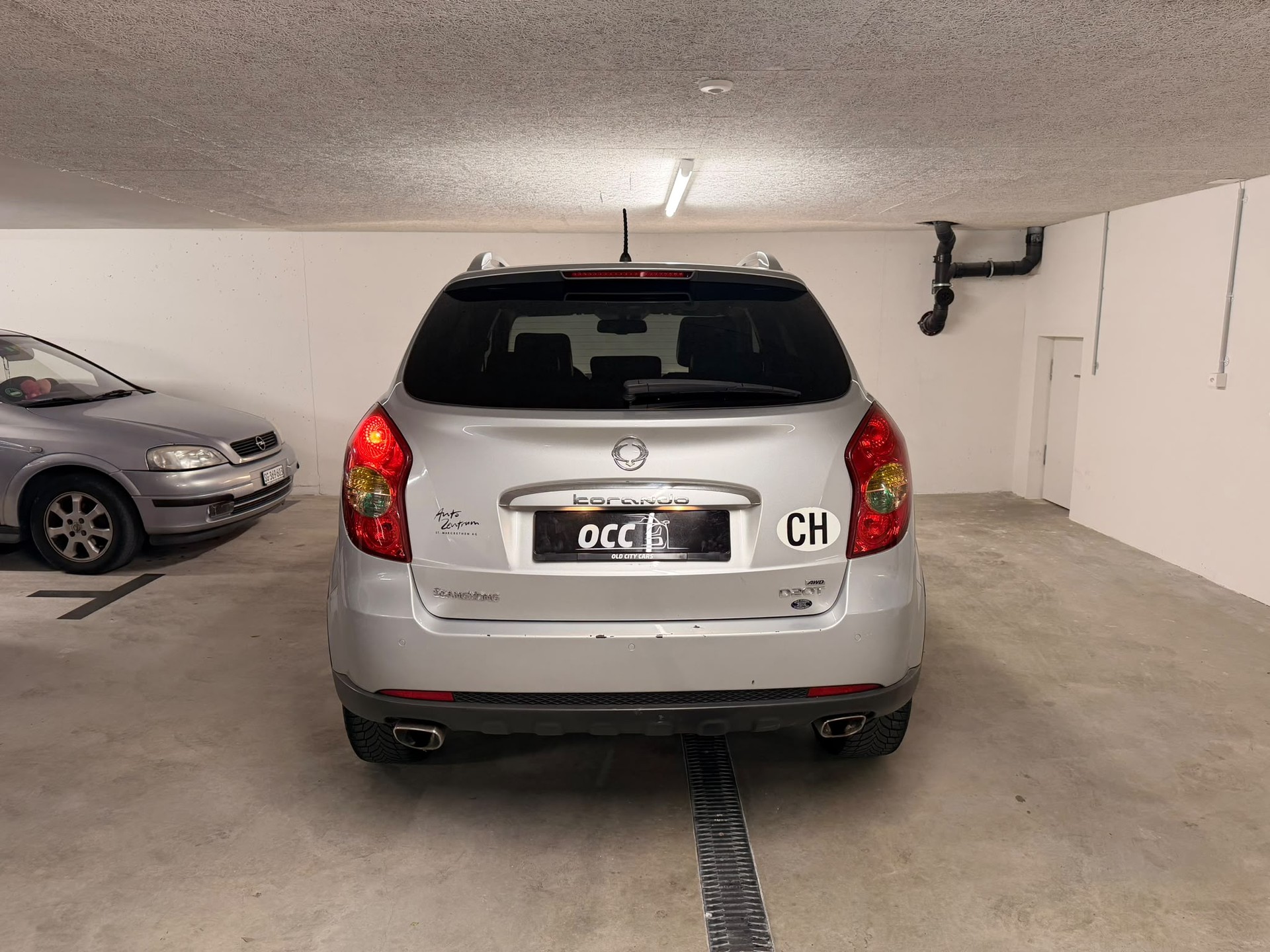 KGM-SsangYong Korando 2.0 e-XDI Sapphire 4WD Automatic-image-5