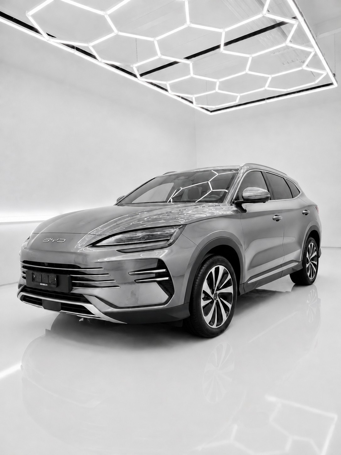 BYD Seal U DM-i Design AWD-image-0