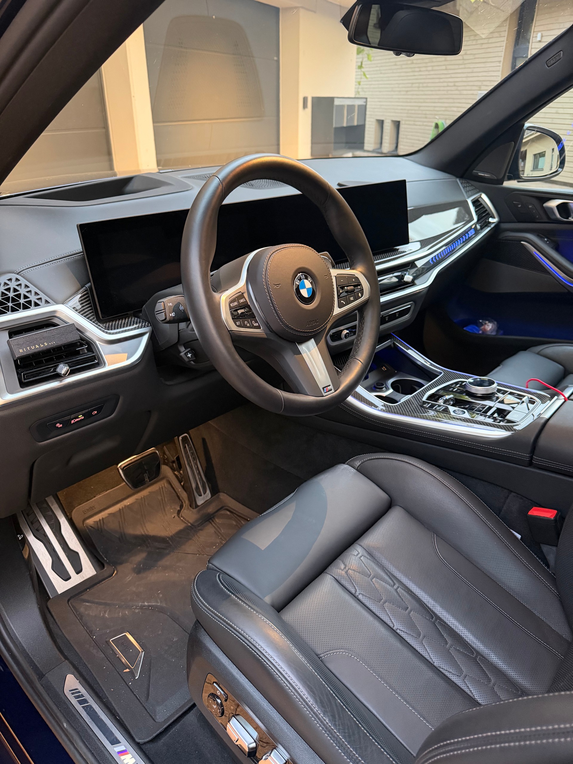 BMW 40d xDrive M Sport Pro-image-5