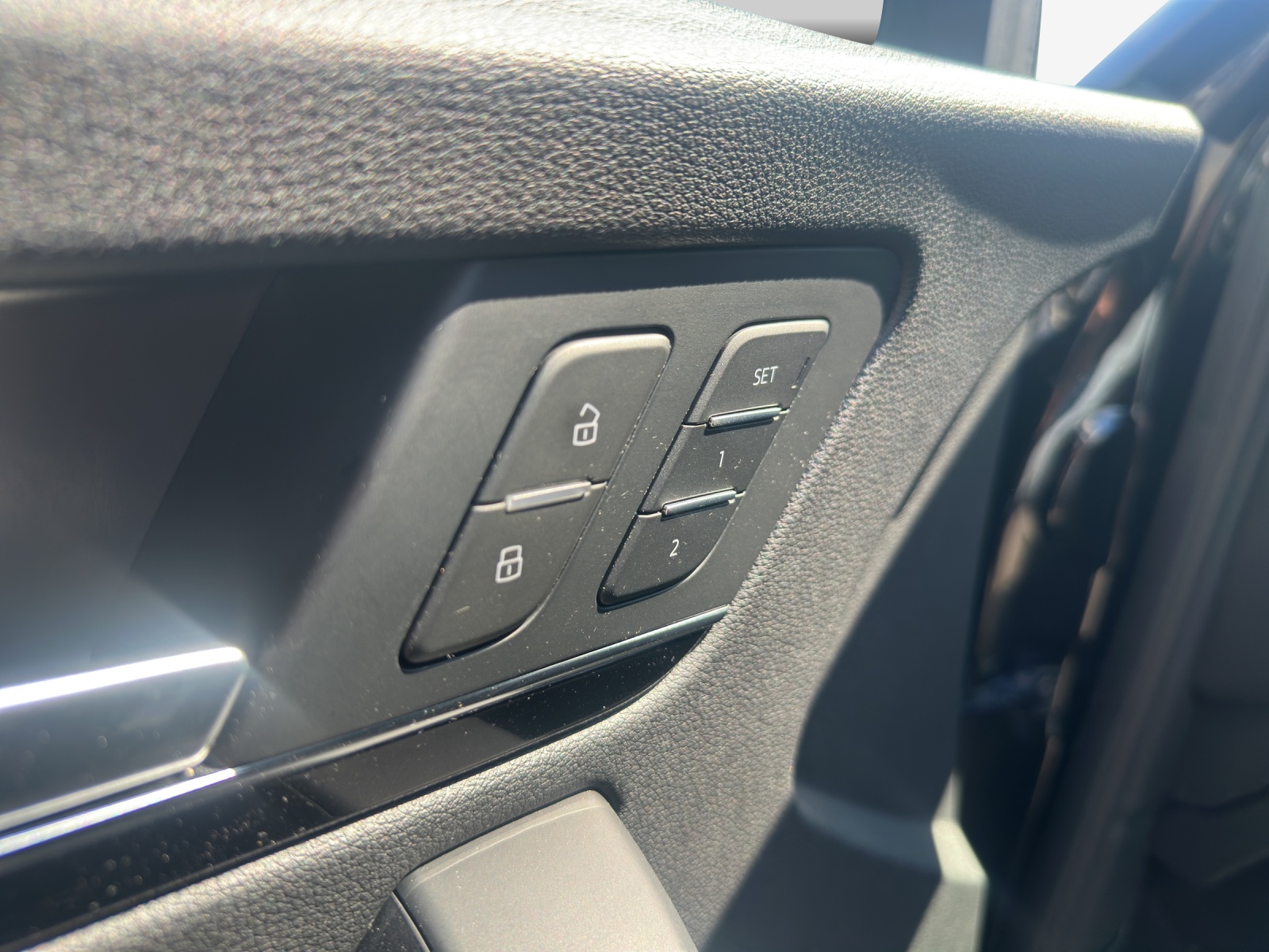 AUDI Q5 45 TFSI Black Edition quattro S-tronic-image-14