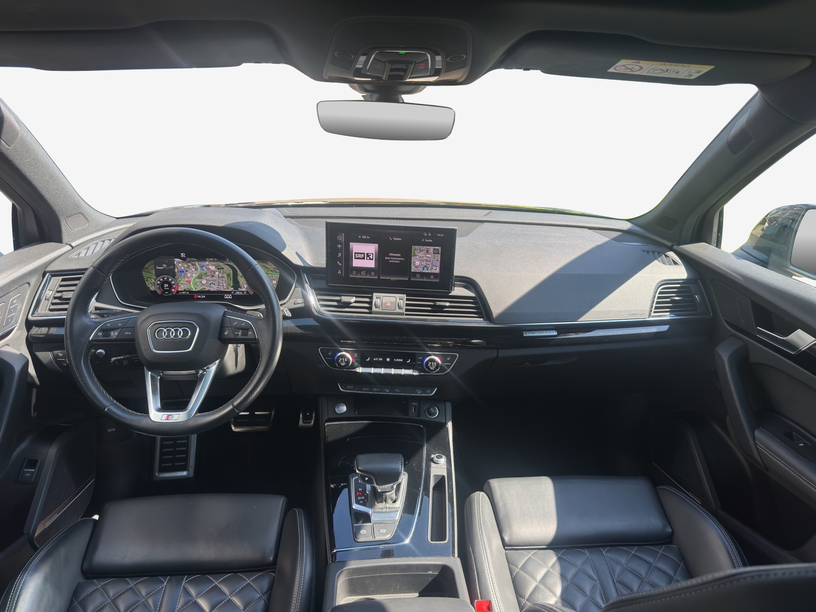 AUDI Q5 45 TFSI Black Edition quattro S-tronic-image-8