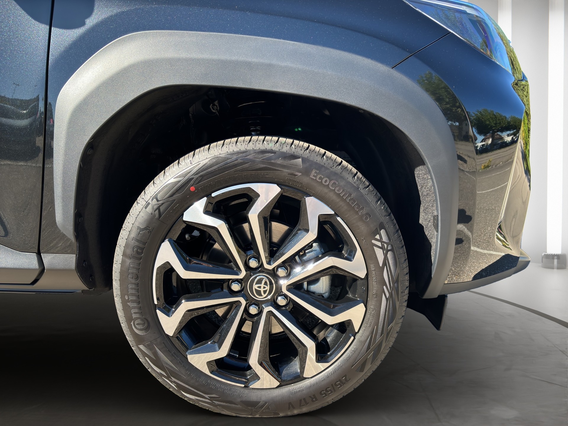TOYOTA Yaris Cross 1.5 Trend AWDi e-CVT-image-20