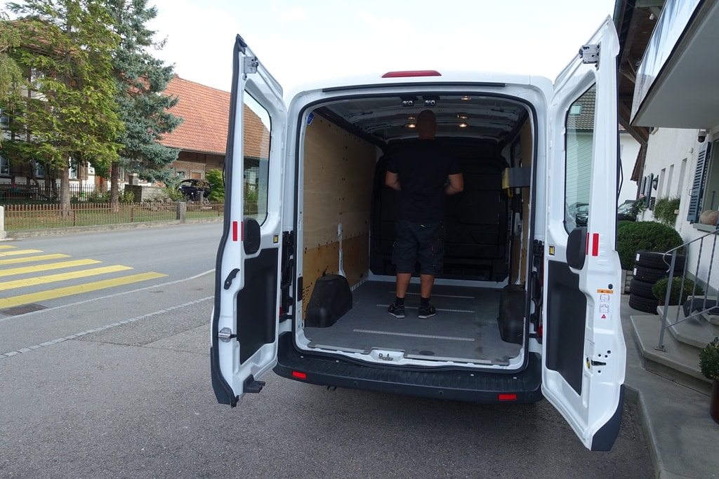 FORD Transit Van 290 L2H2 Trend FWD-image-12