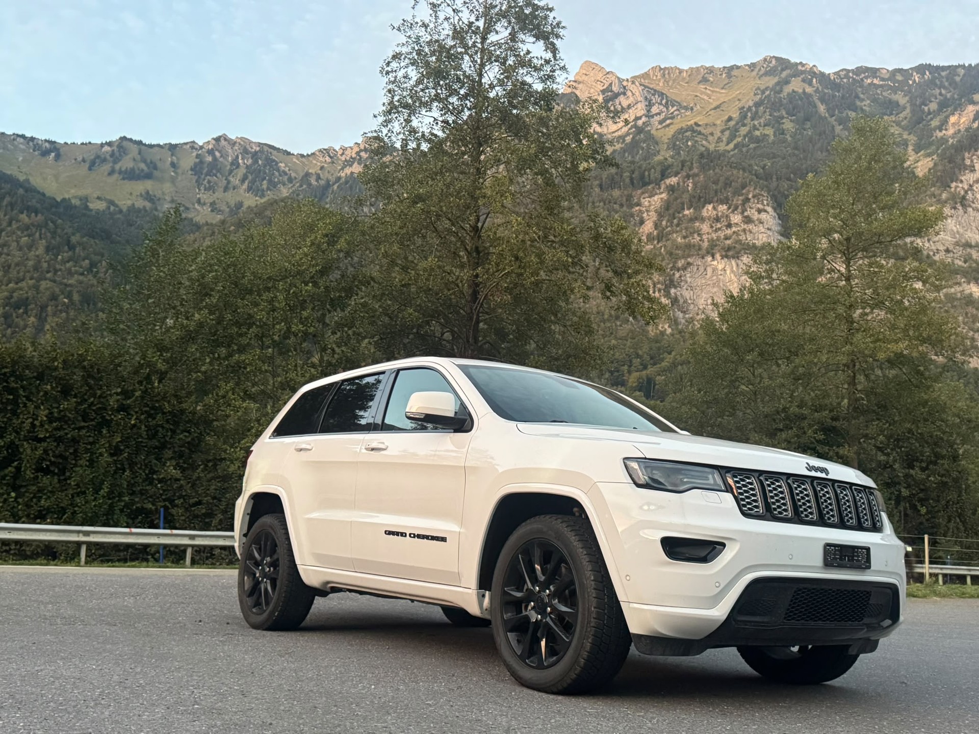 JEEP Grand Cherokee 3.0 CRD Limited Automatic-image-0