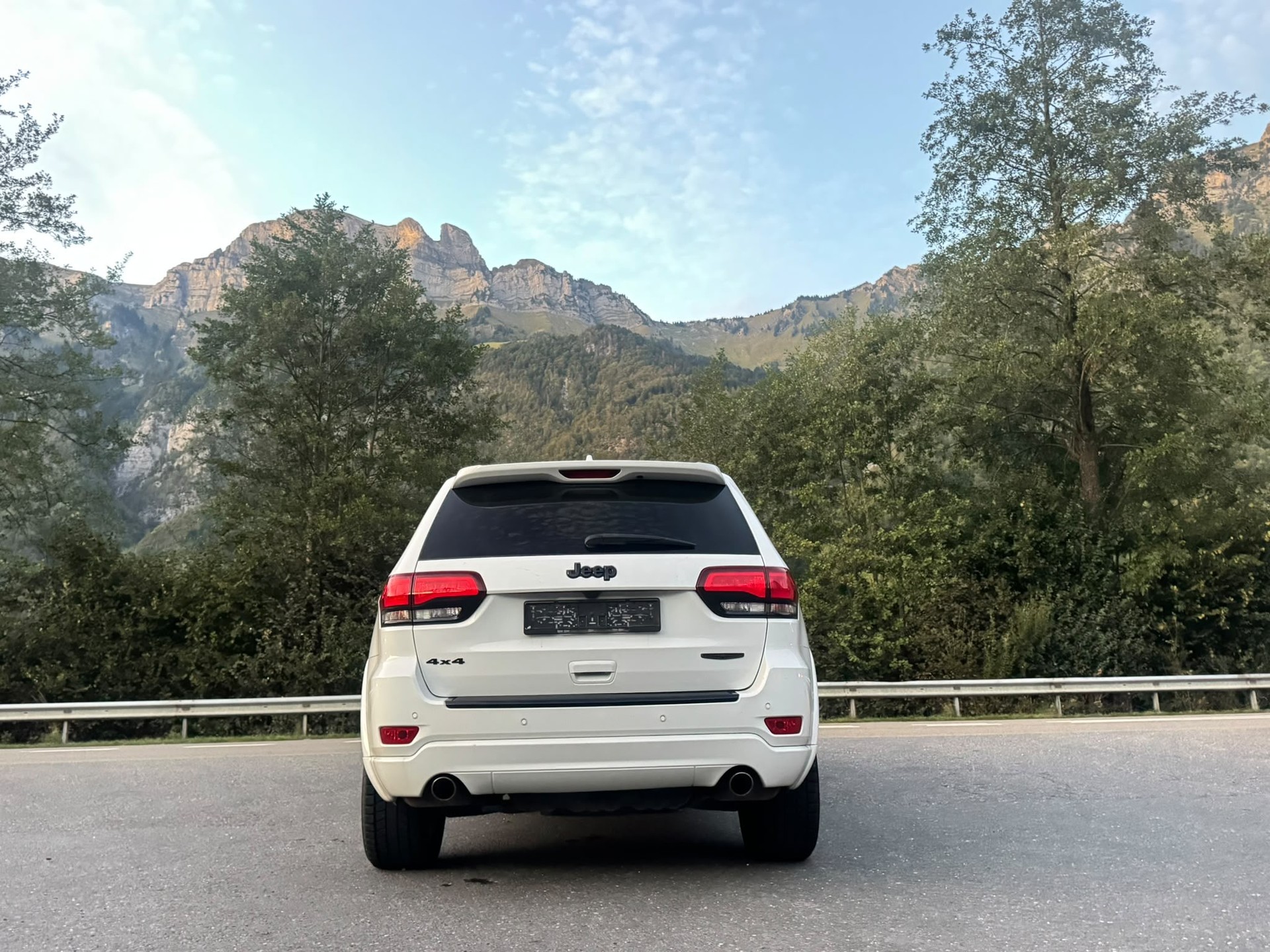 JEEP Grand Cherokee 3.0 CRD Limited Automatic-image-4