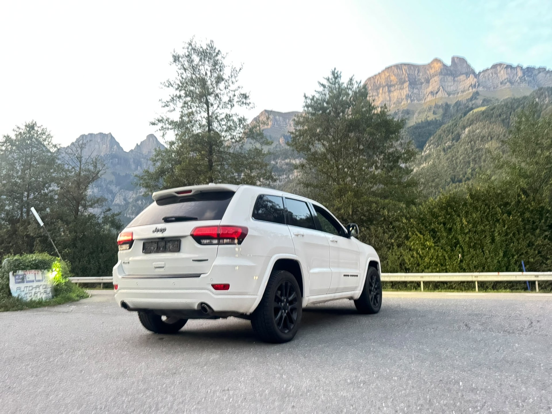 JEEP Grand Cherokee 3.0 CRD Limited Automatic-image-14