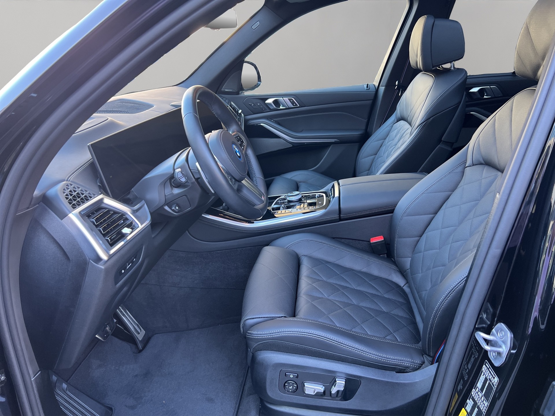 BMW X5 xDrive 50e M Sport Pro Steptronic-image-10