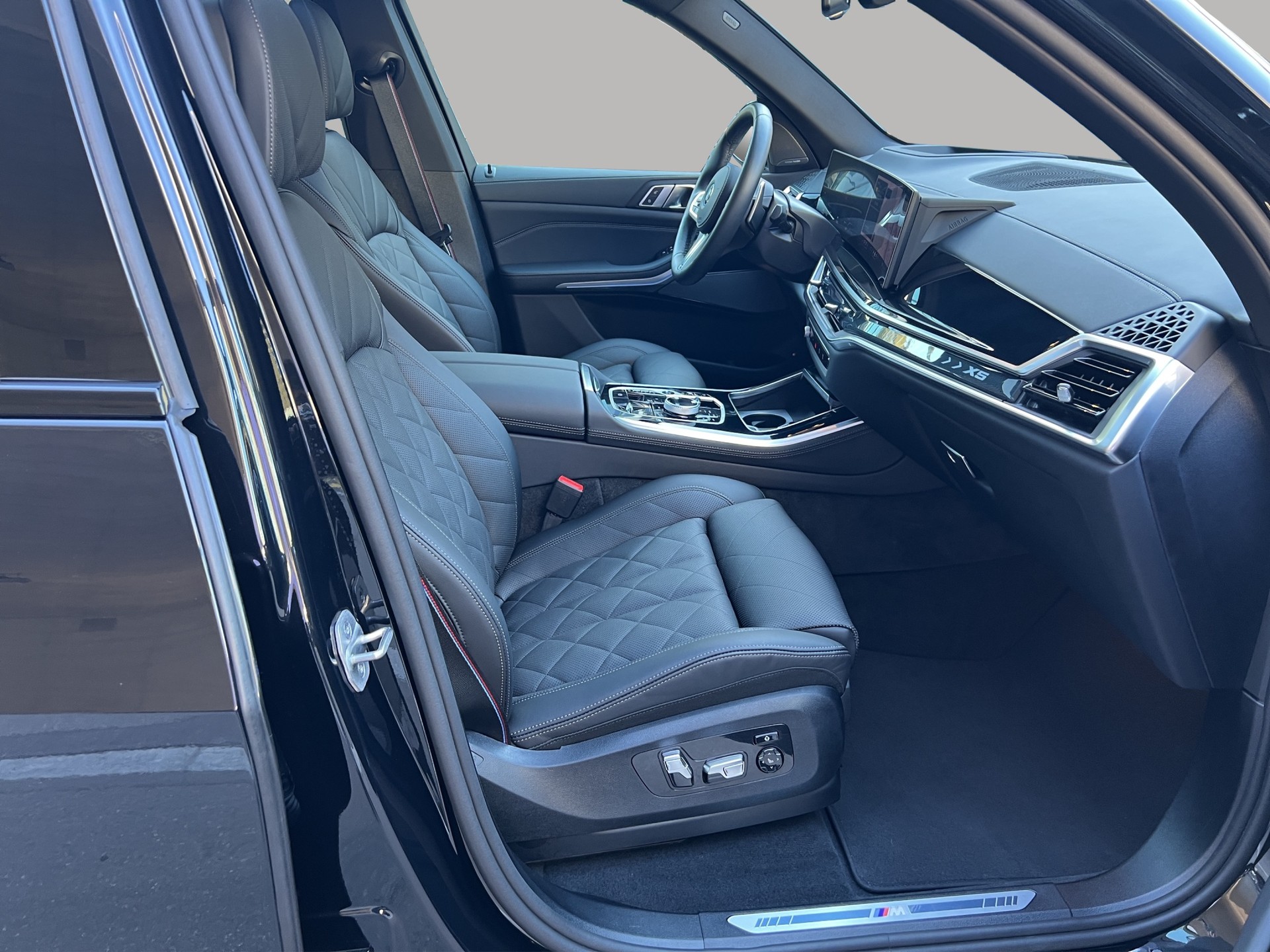BMW X5 xDrive 50e M Sport Pro Steptronic-image-20