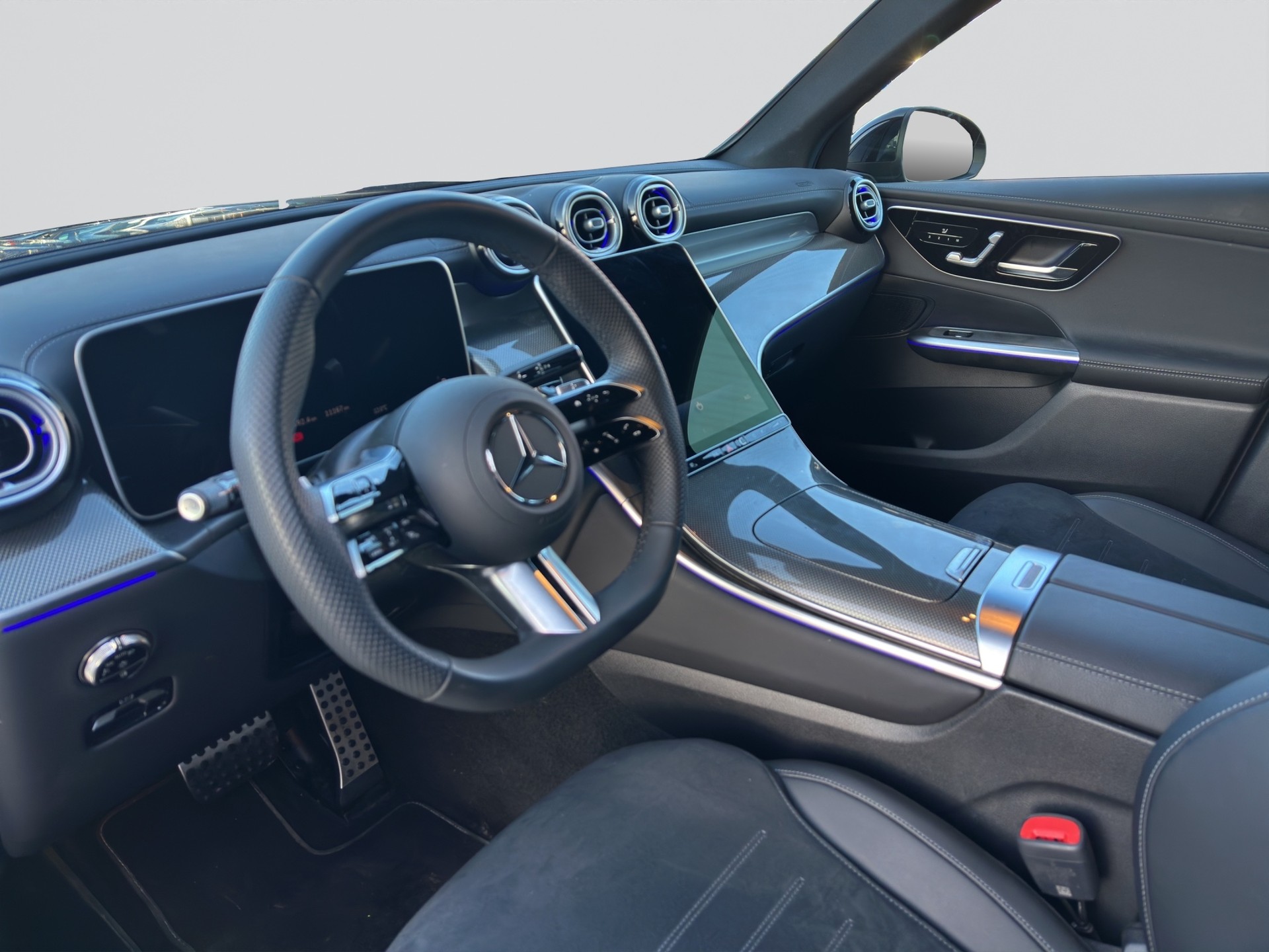 MERCEDES-BENZ GLC 300 d 4Matic 9G-Tronic AMG Edition Night-image-6