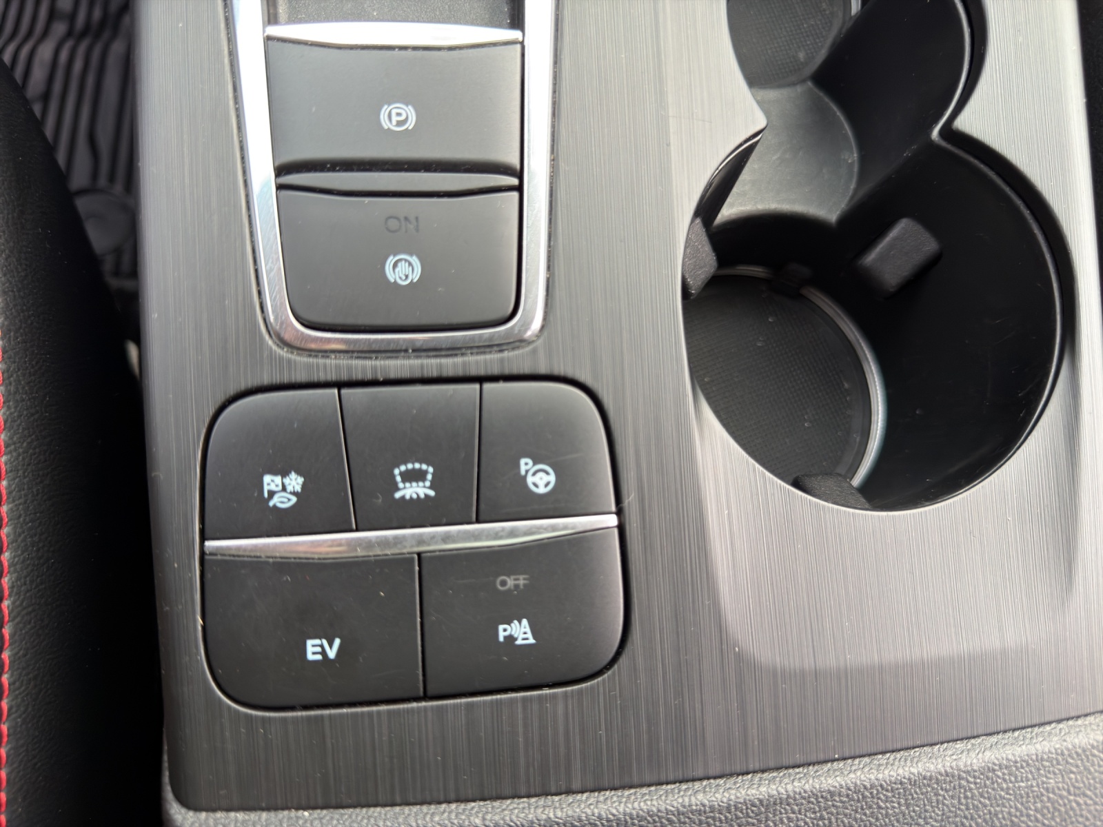 FORD Kuga 2.5 PHEV ST-Line 2WD-image-22
