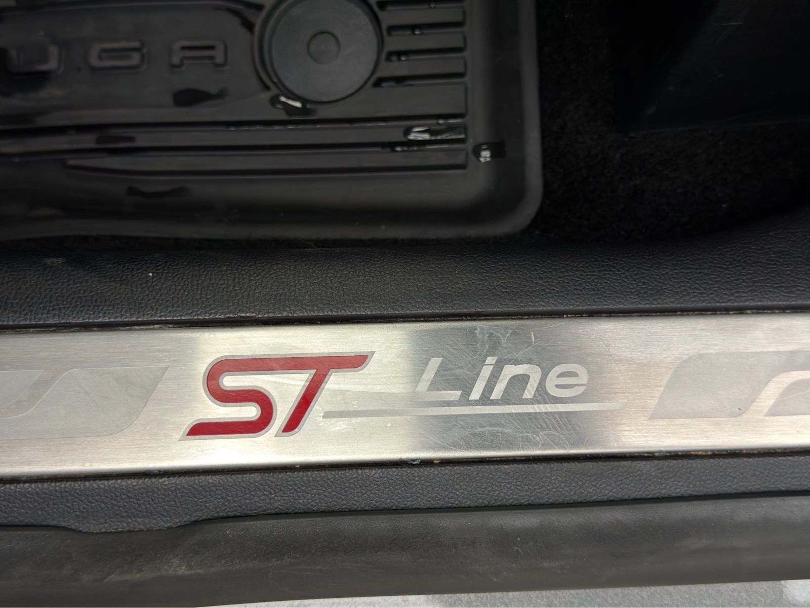 FORD Kuga 2.5 PHEV ST-Line 2WD-image-29