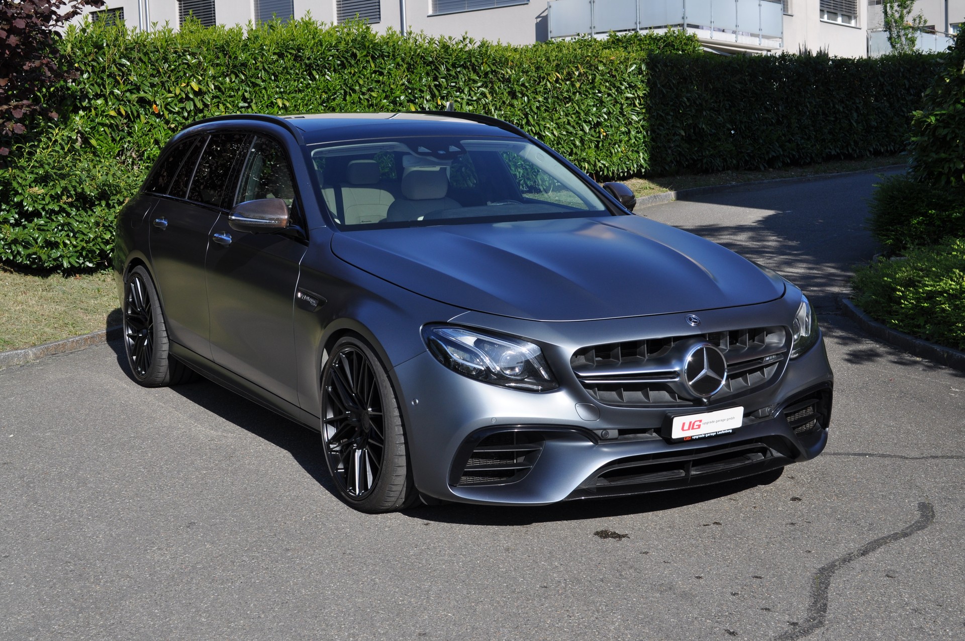 MERCEDES-BENZ E 63 AMG S 4 Matic 9G-Tronic-image-0