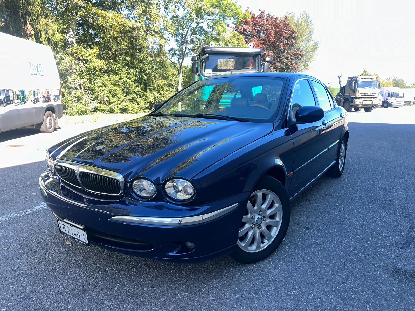 JAGUAR X-Type 2.5 V6 Traction4 Privilege-image-0