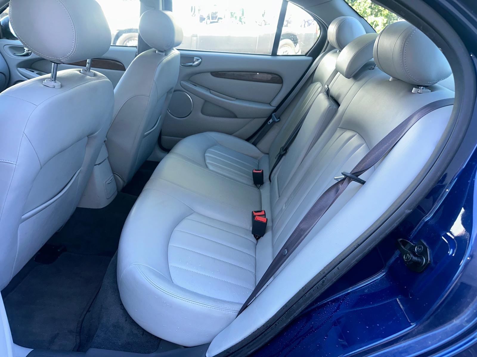 JAGUAR X-Type 2.5 V6 Traction4 Privilege-image-6