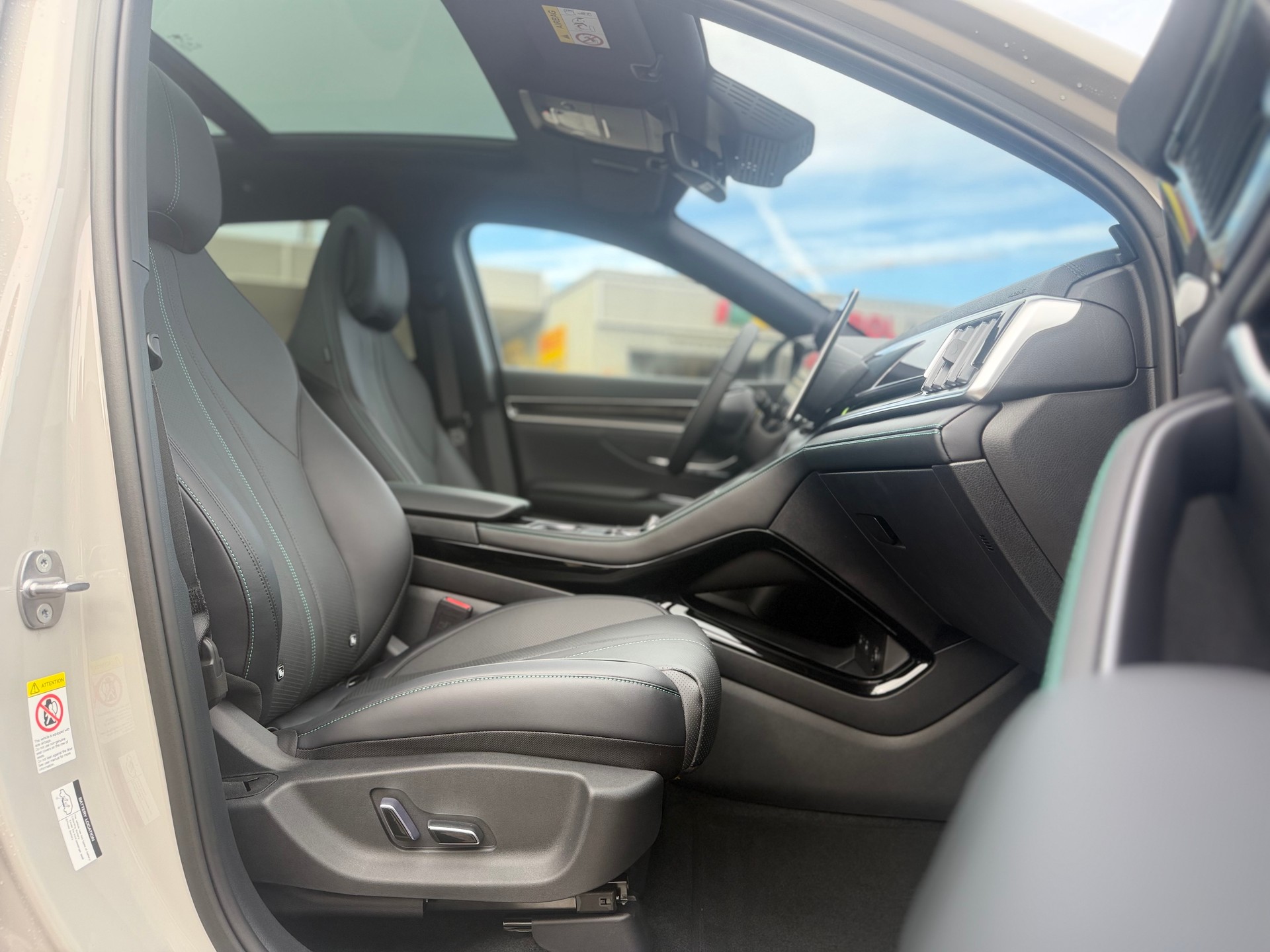 BYD Seal U DM-i Design AWD-image-12