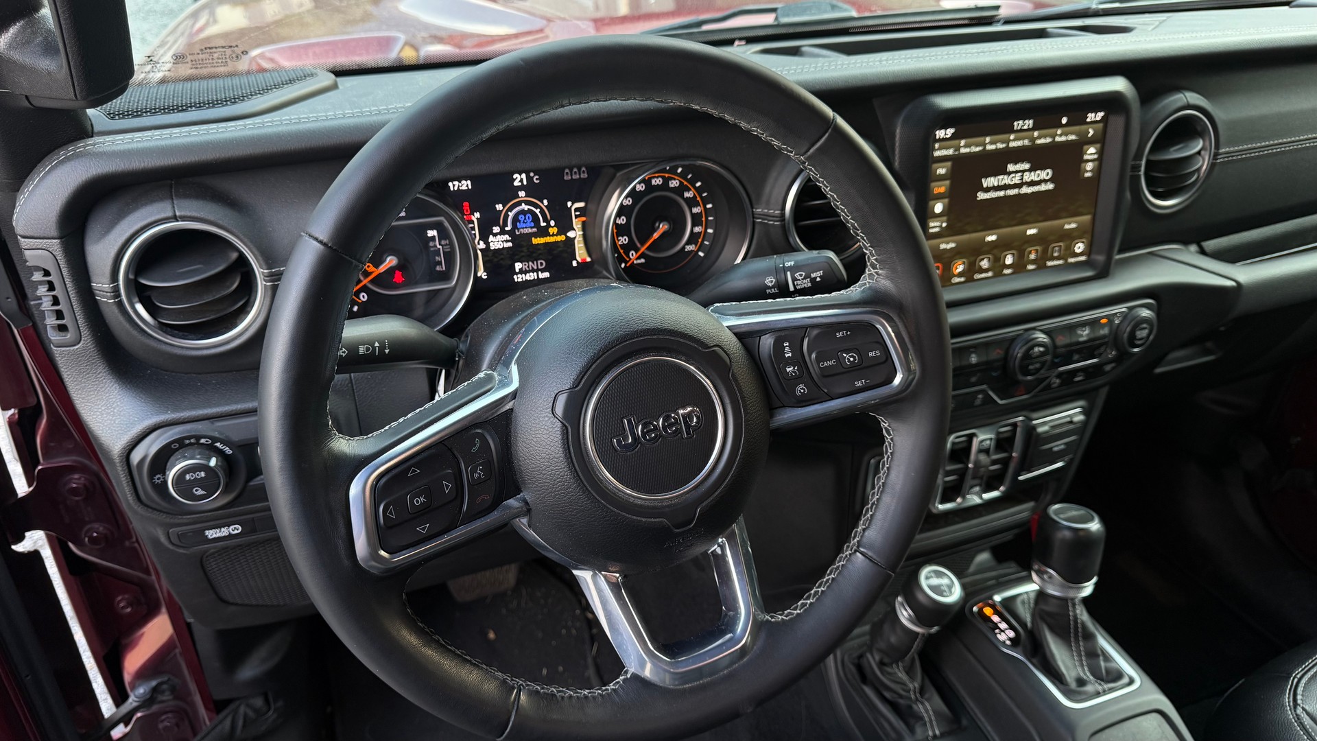 JEEP Gladiator 3.0 V6 Overland-image-8