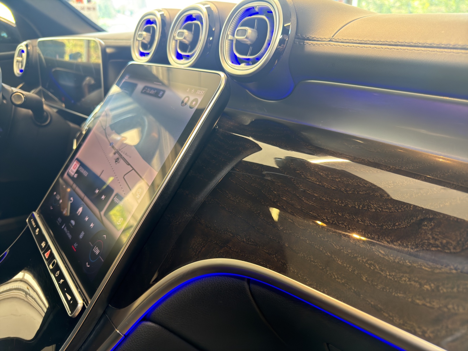 MERCEDES-BENZ GLC 220 d 4M 9G-Tronic-image-12