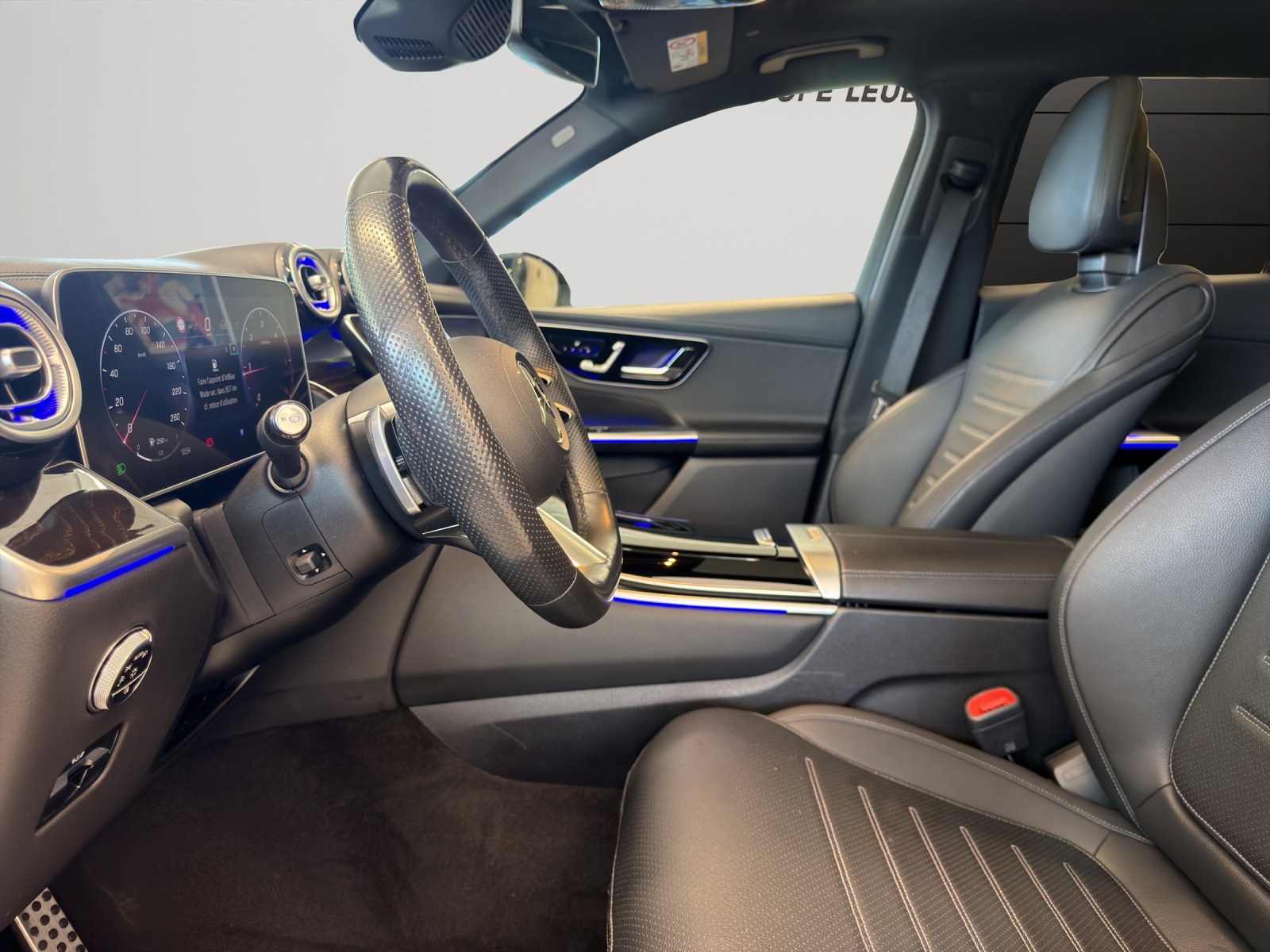 MERCEDES-BENZ GLC 220 d 4M 9G-Tronic-image-7