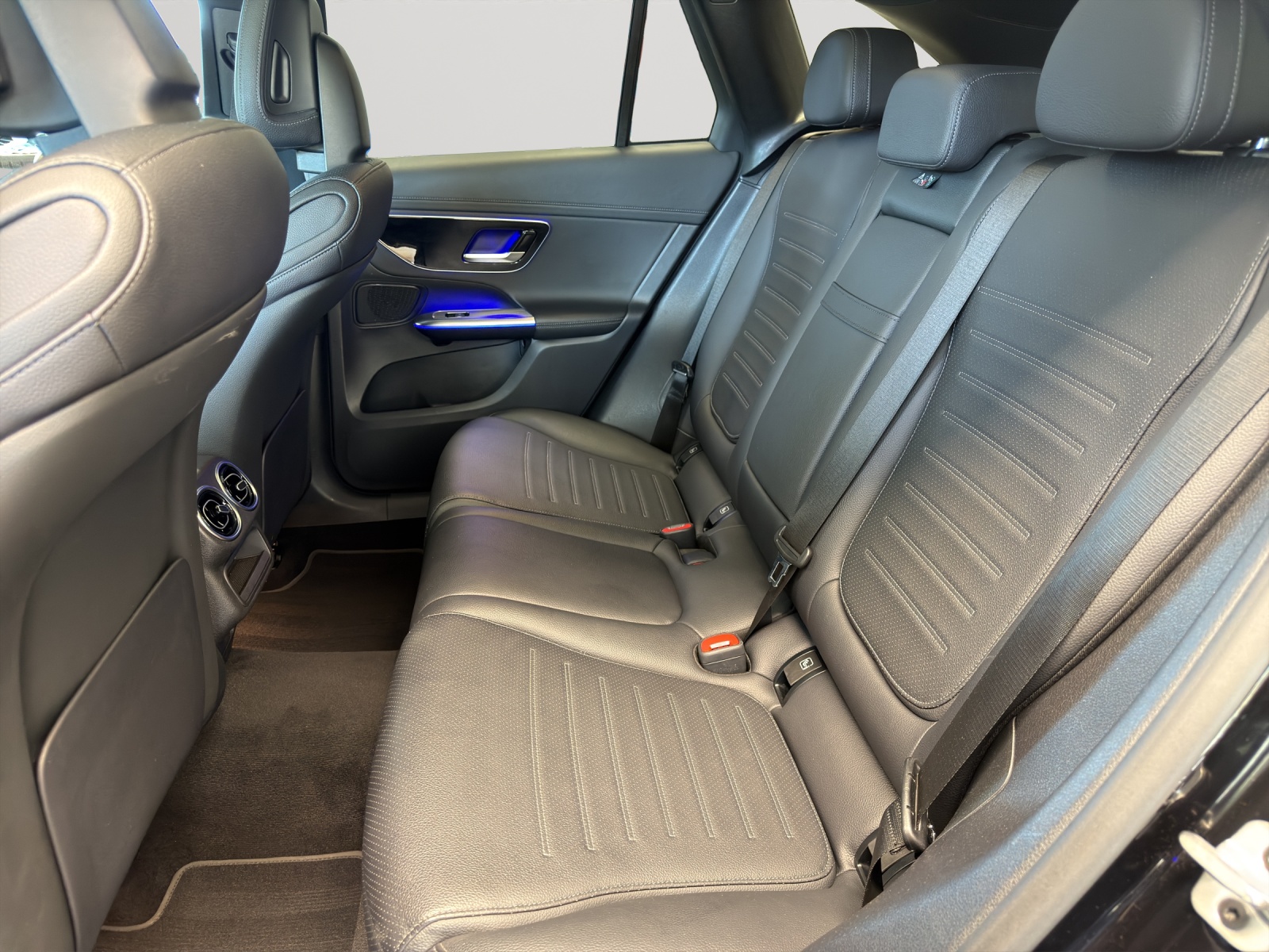MERCEDES-BENZ GLC 220 d 4M 9G-Tronic-image-14