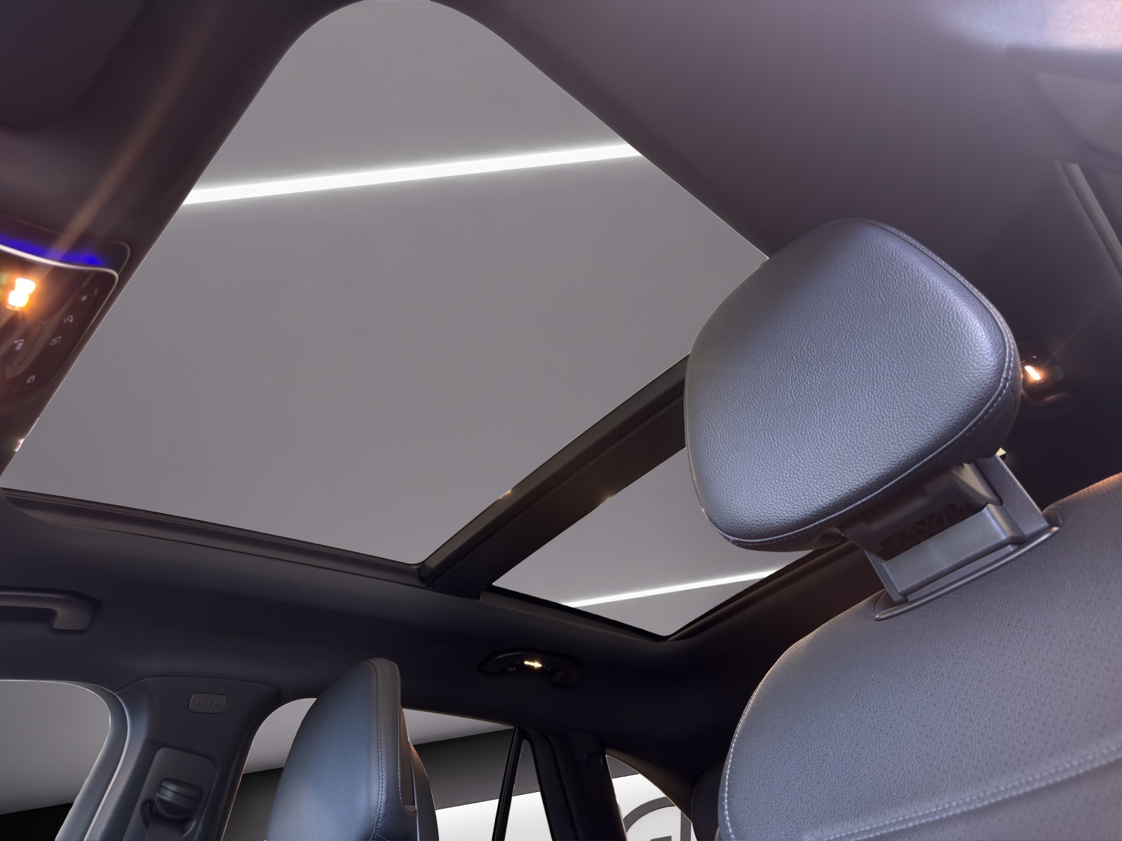 MERCEDES-BENZ GLC 220 d 4M 9G-Tronic-image-13