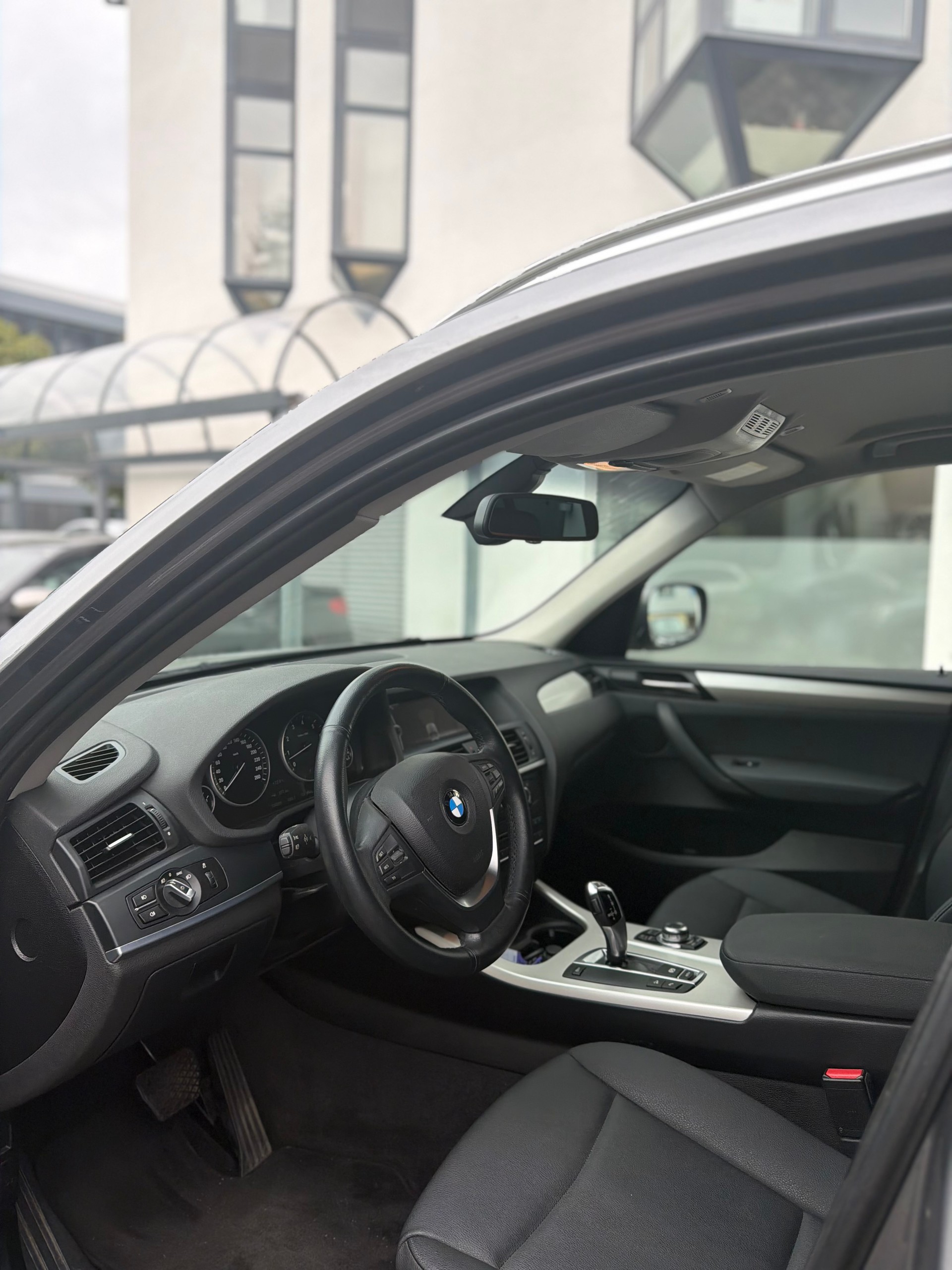 BMW X3 xDrive 35i Steptronic-image-2