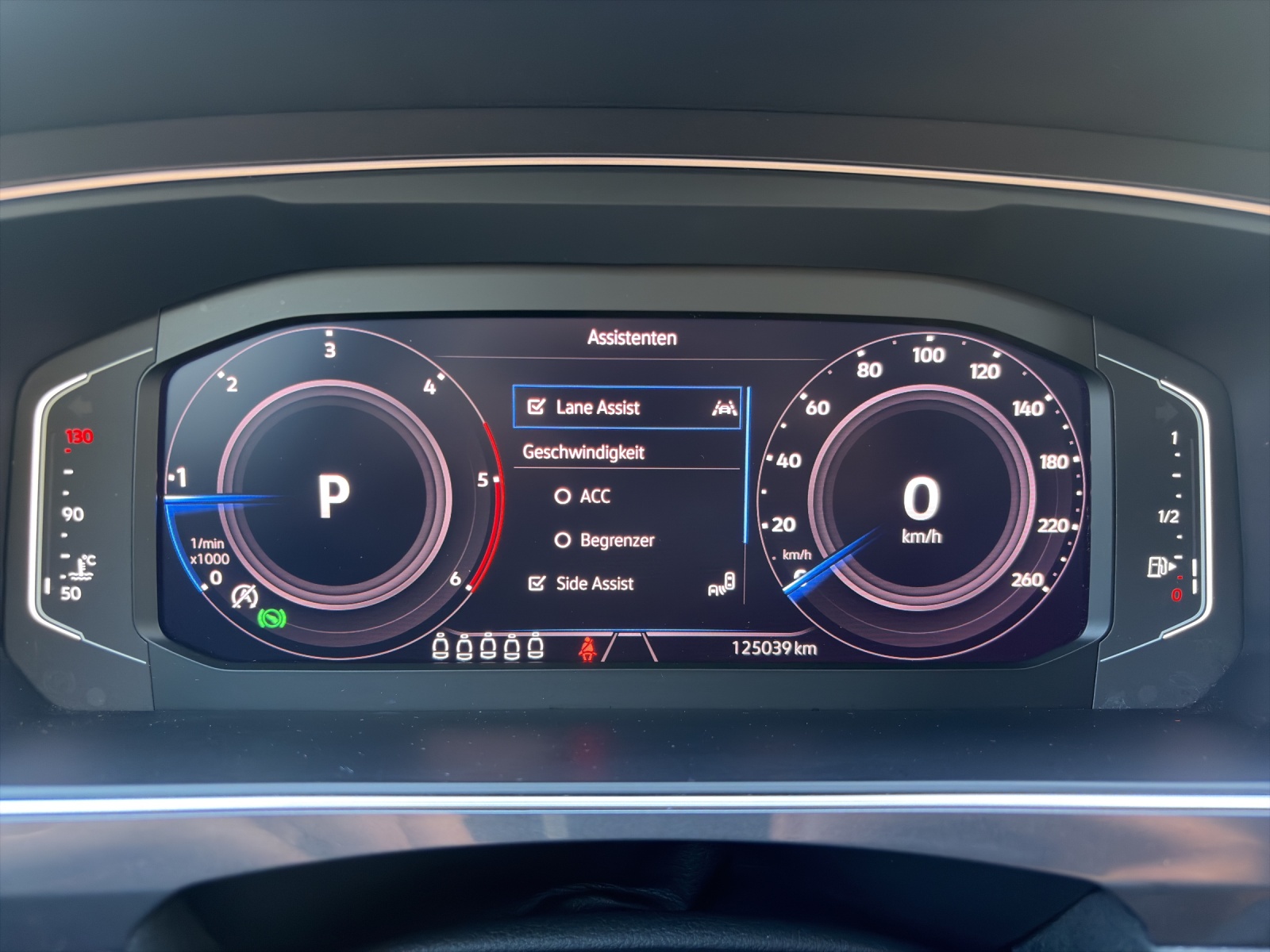 VW Tiguan Allspace 2.0 TDI SCR Highline 4MotionDSG-image-14