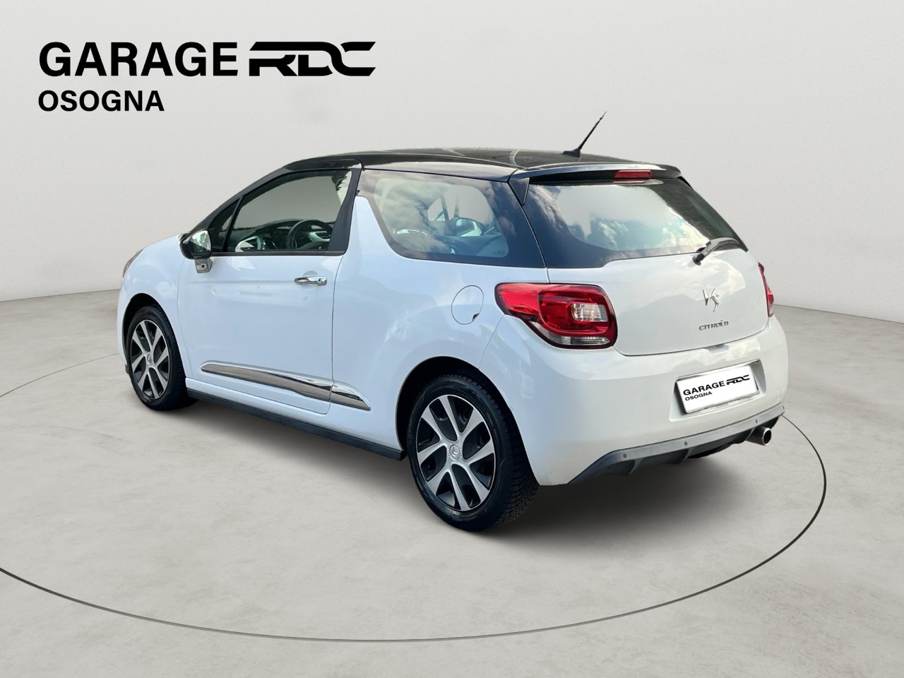 DS AUTOMOBILES DS3 1.2 VTi Eye Tech-image-5