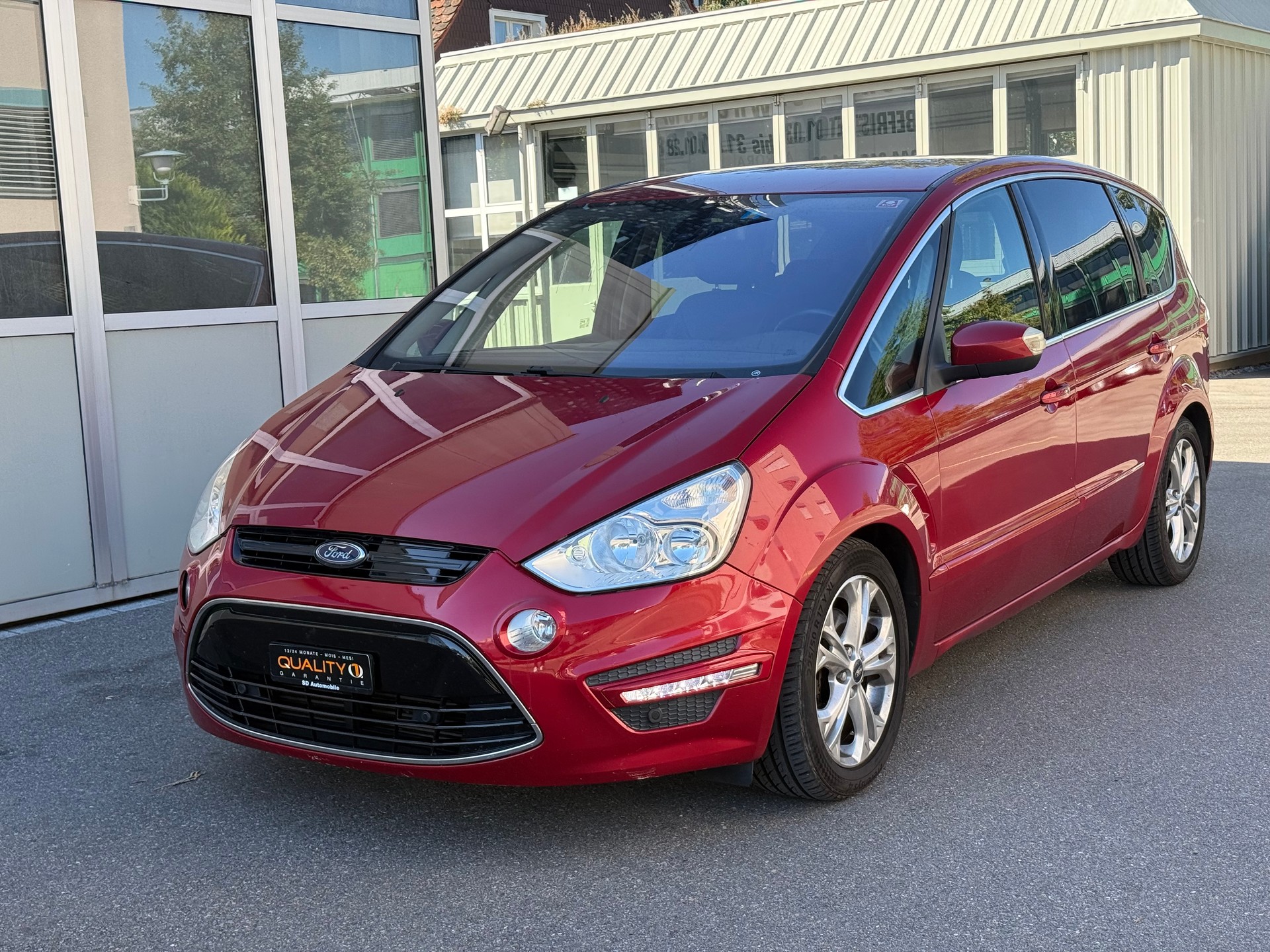 FORD S-Max 2.0 TDCi TitaniumS PowerShift-image-2