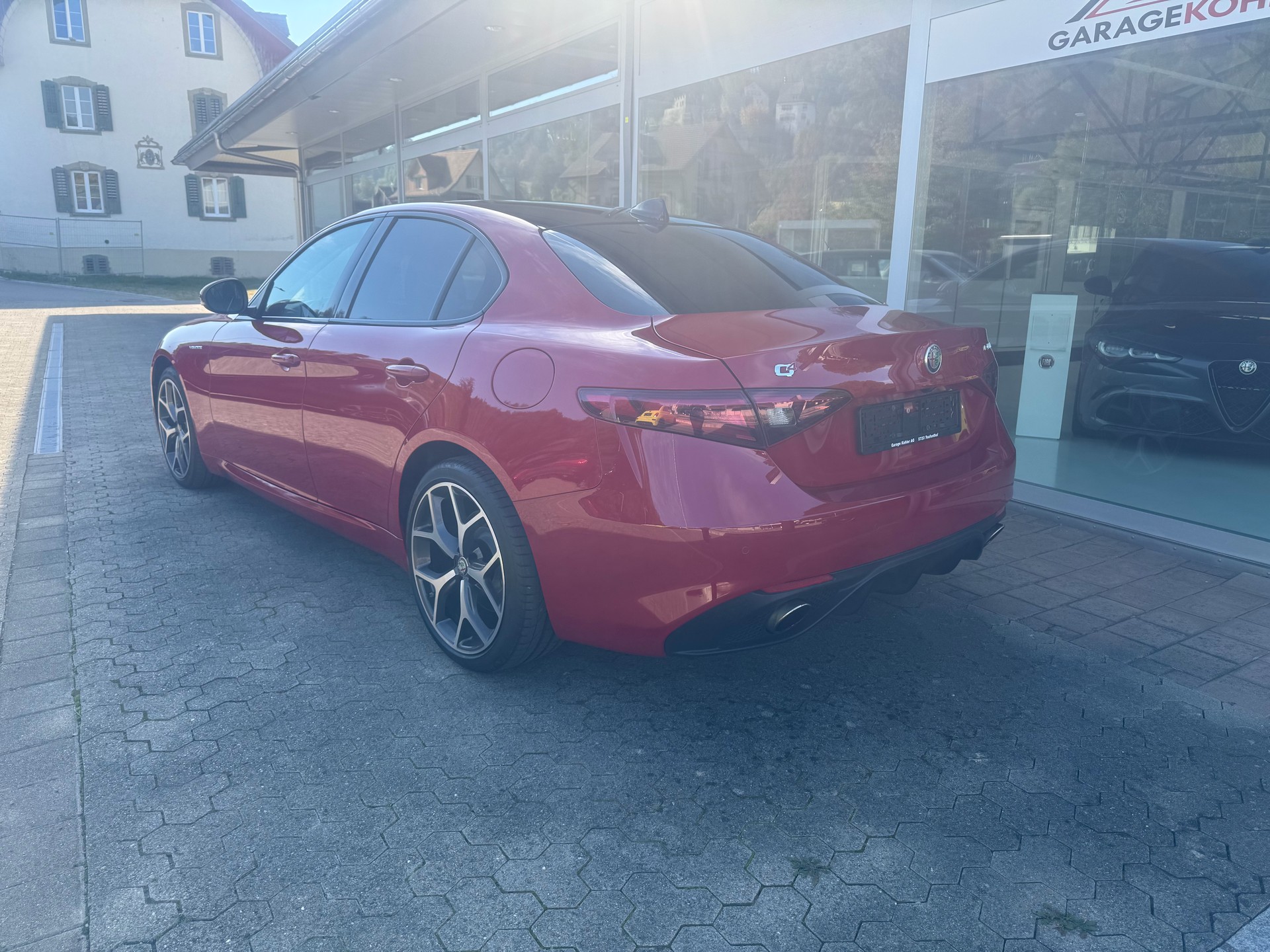 ALFA ROMEO Giulia 2.0 Veloce 280 PS Q4 Sky-image-4