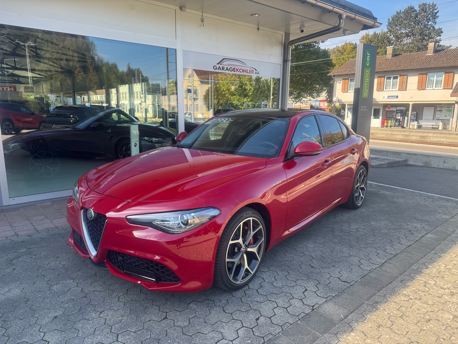 ALFA ROMEO Giulia 2.0 Veloce 280 PS Q4 Sky-image-1