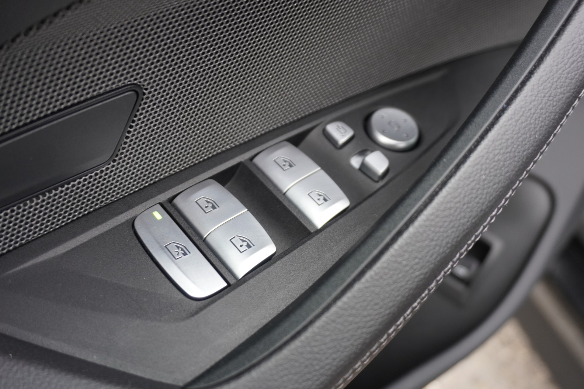 BMW 420i Gran Coupé Steptronic-image-15