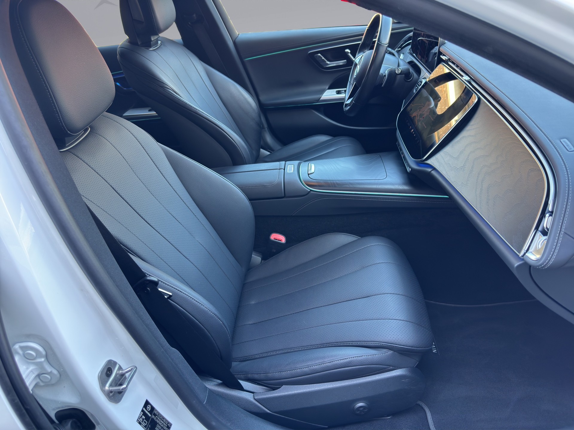 MERCEDES-BENZ E-Klasse S214 Kombi E 450 All-Terrain Avantgarde 4matic-image-15