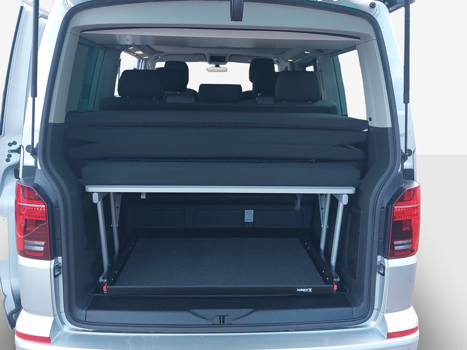 VW T6.1 California 2.0 TDI Beach Liberty DSG-image-12