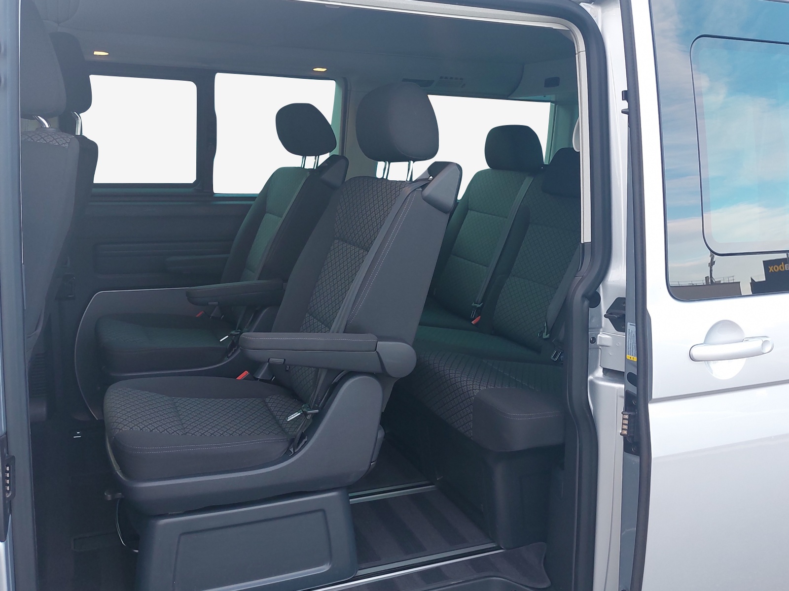 VW T6.1 California 2.0 TDI Beach Liberty DSG-image-11