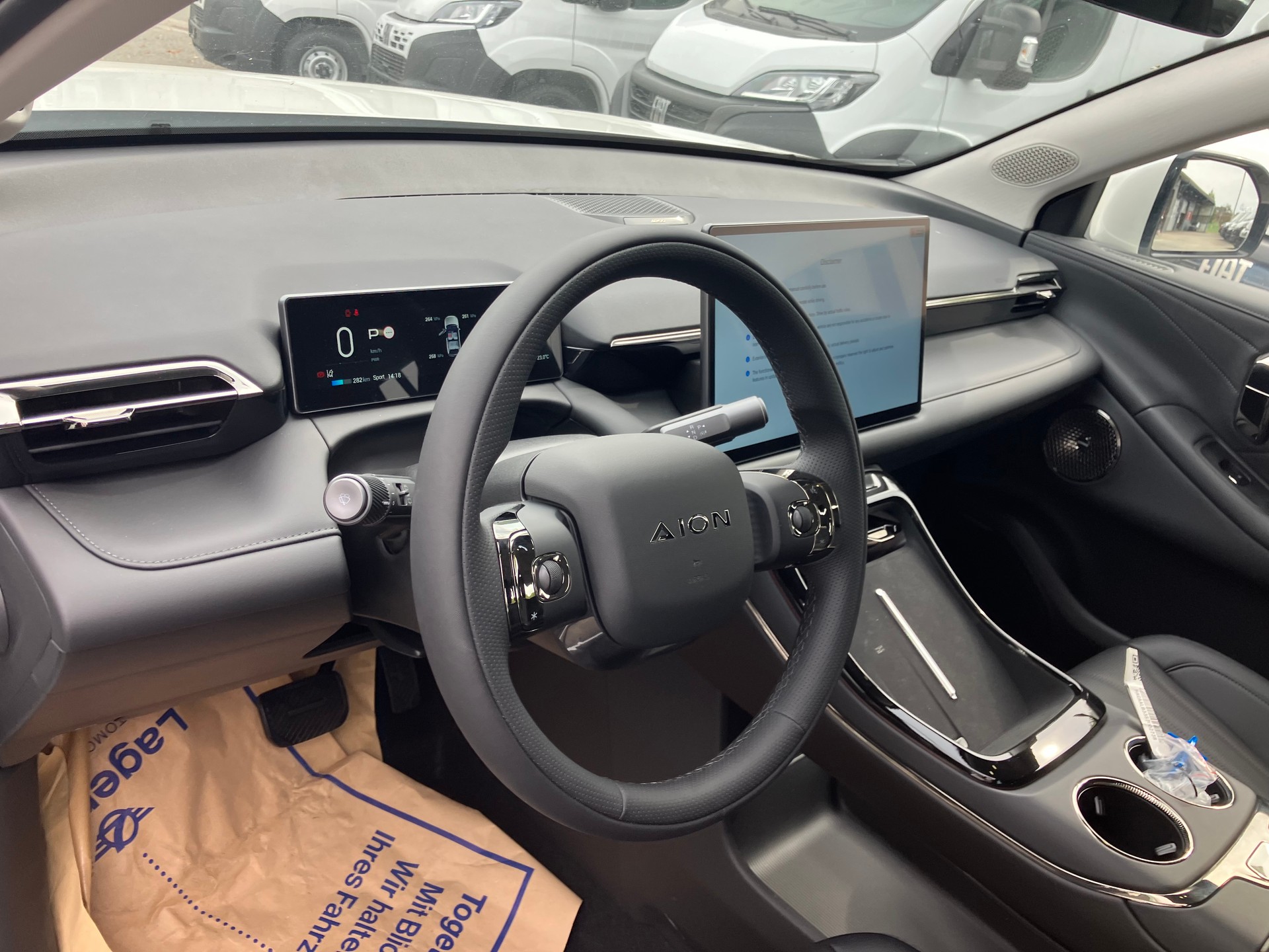 GAC GAC Aion V Herstellung Europa im Magna Werk Steyr !!! Top-Ausstattung!!! 75KW Batterie mit 510 Km Reichweite !!!-image-9