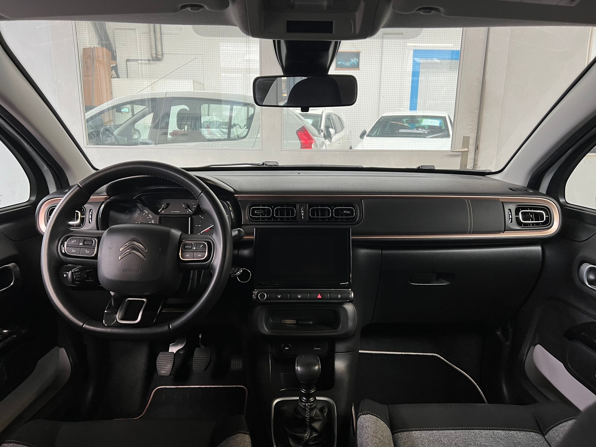 CITROEN C3 1.2i PureTech Origins-image-4