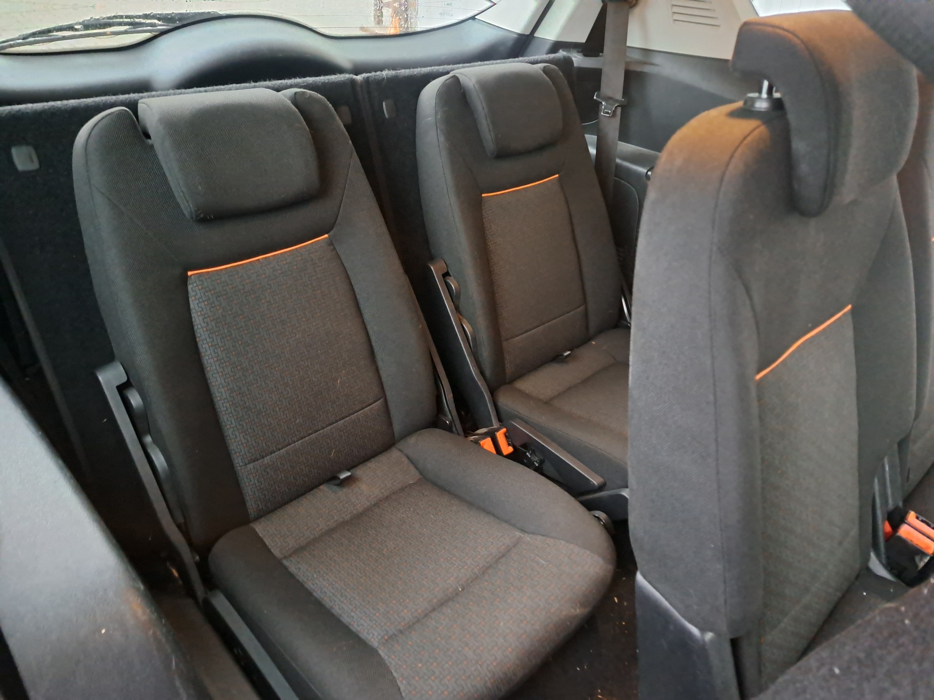 FORD S-Max 2.0i Trend-image-5