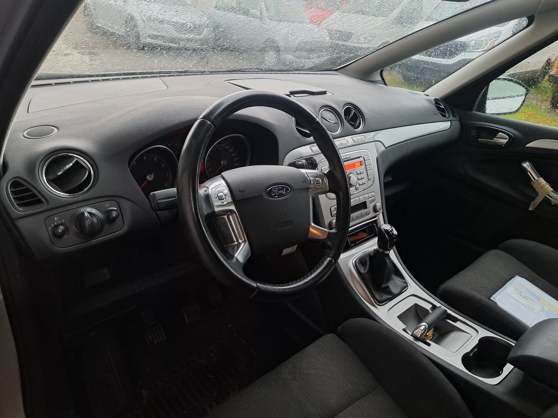 FORD S-Max 2.0i Trend-image-4