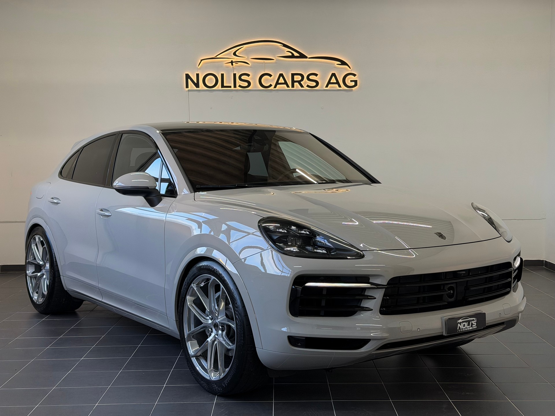 PORSCHE Cayenne Coupé E-Hybrid Platinum Edition-image-1