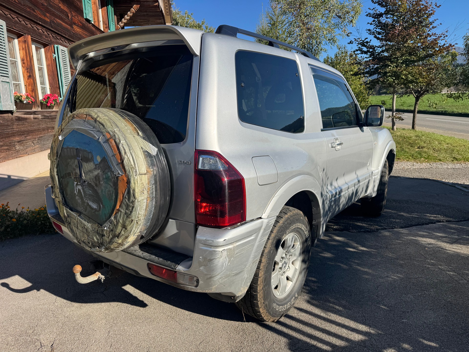 MITSUBISHI Pajero 3.2 DI-D GLS Avance-image-2