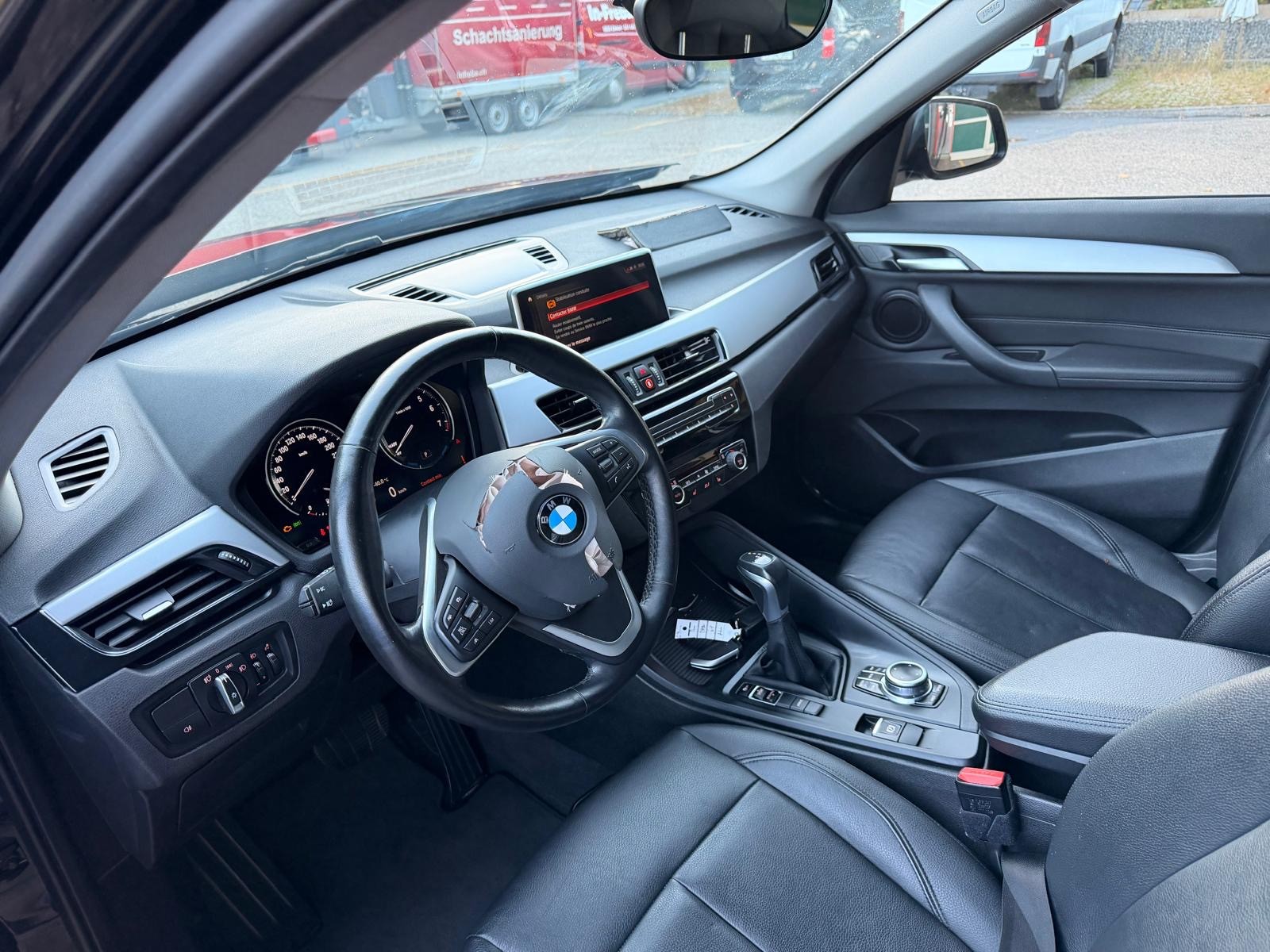 BMW X1 xDrive 25e Steptronic-image-9