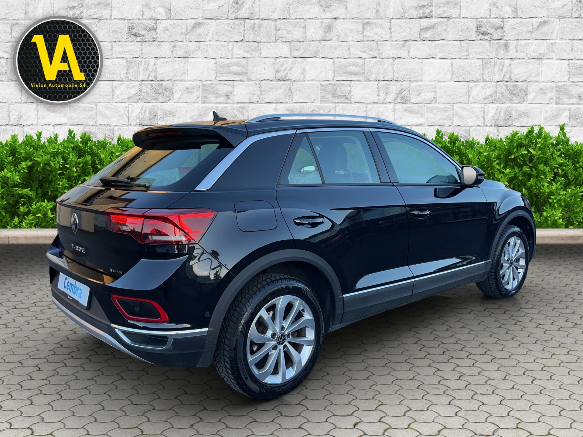 VW T-Roc 2.0 TSI Style DSG 4Motion-image-4