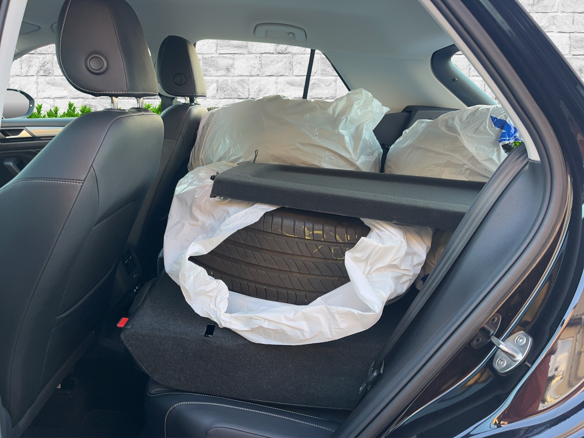 VW T-Roc 2.0 TSI Style DSG 4Motion-image-18
