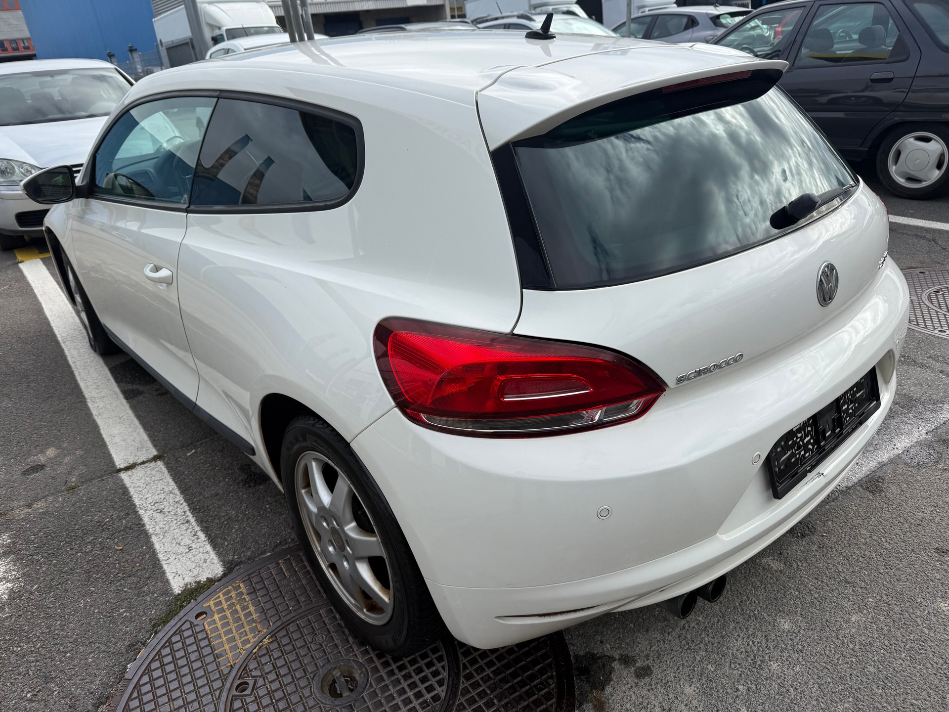 VW Scirocco 2.0 TSI-image-4
