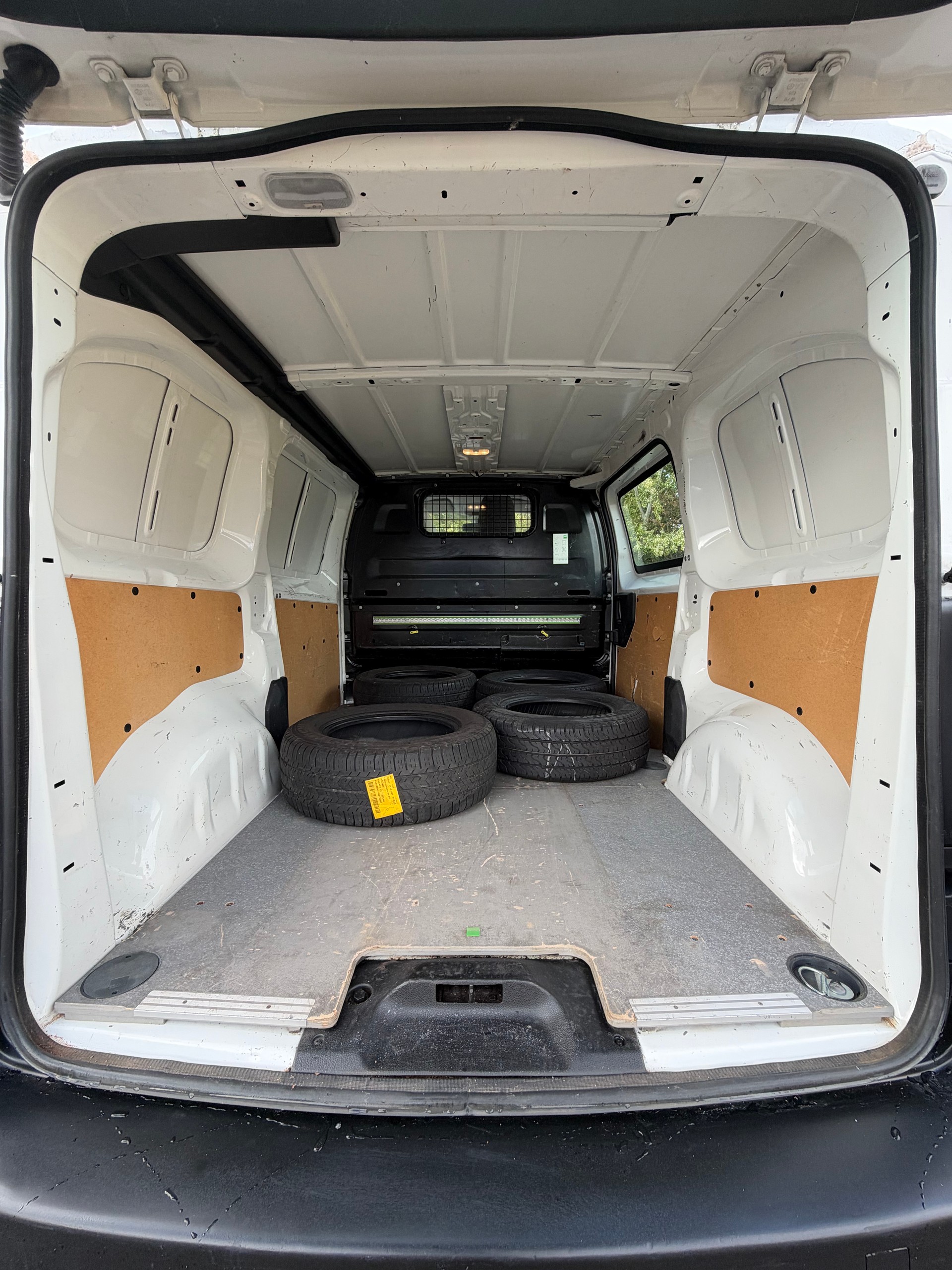 TOYOTA Proace 1.6D Glass Van L1 Terra-image-7